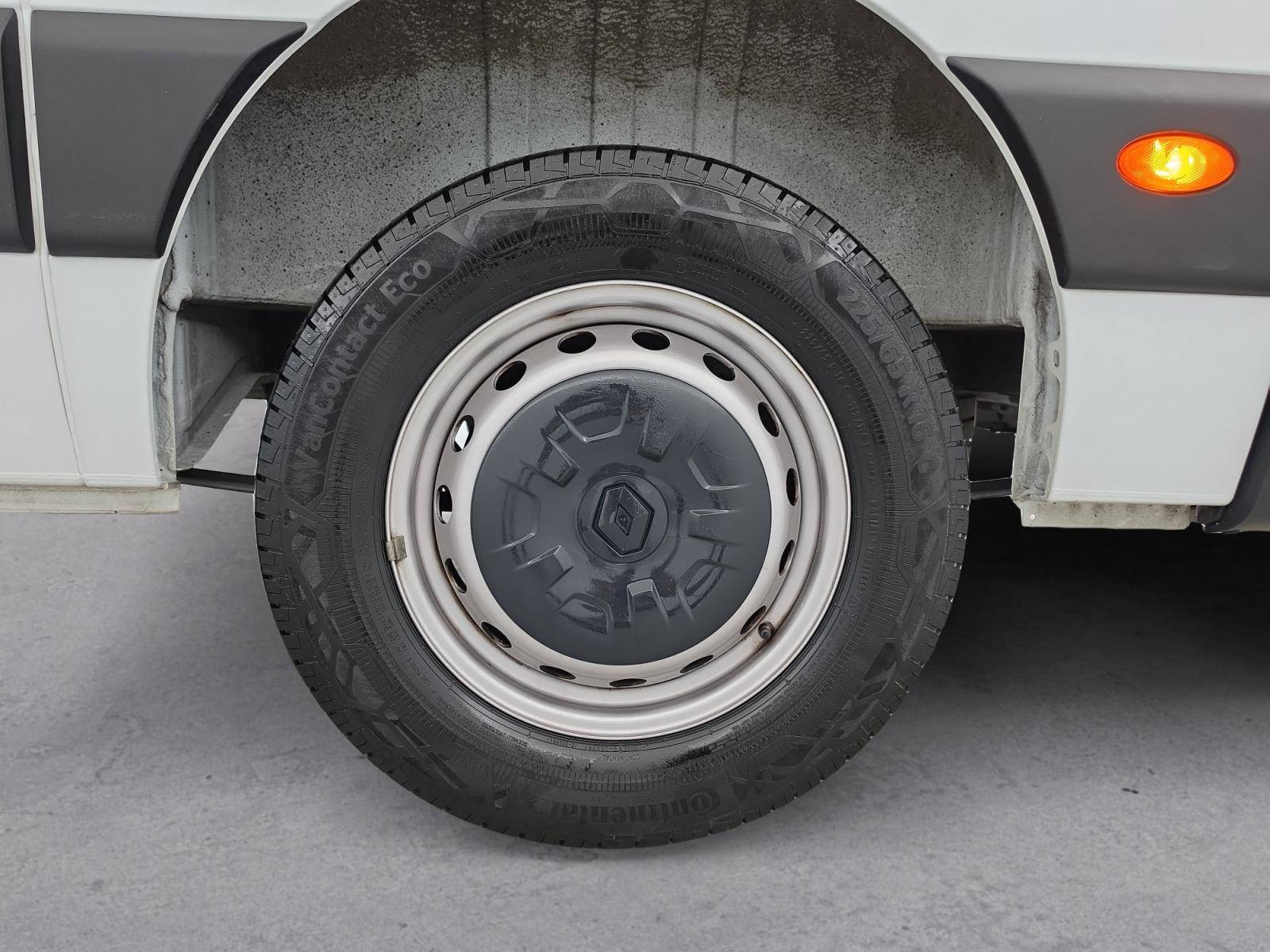 Vente en ligne Renault Master Fourgon MASTER FGN TRAC F3500 L3H3 BLUE DCI 135 au prix de 26 890 €