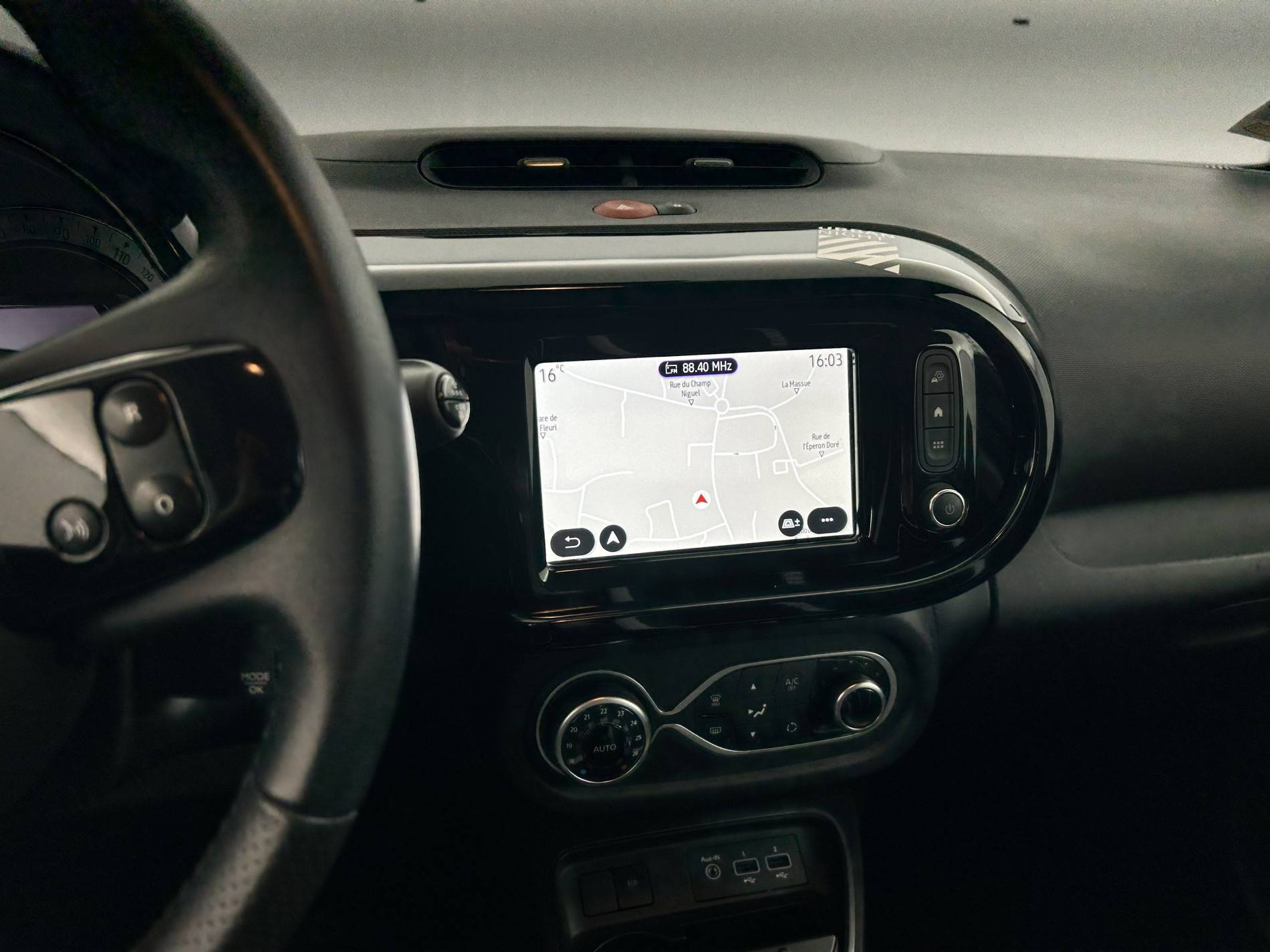 Vente en ligne Renault Twingo Electrique Twingo III Achat Intégral - 21 au prix de 11 290 €