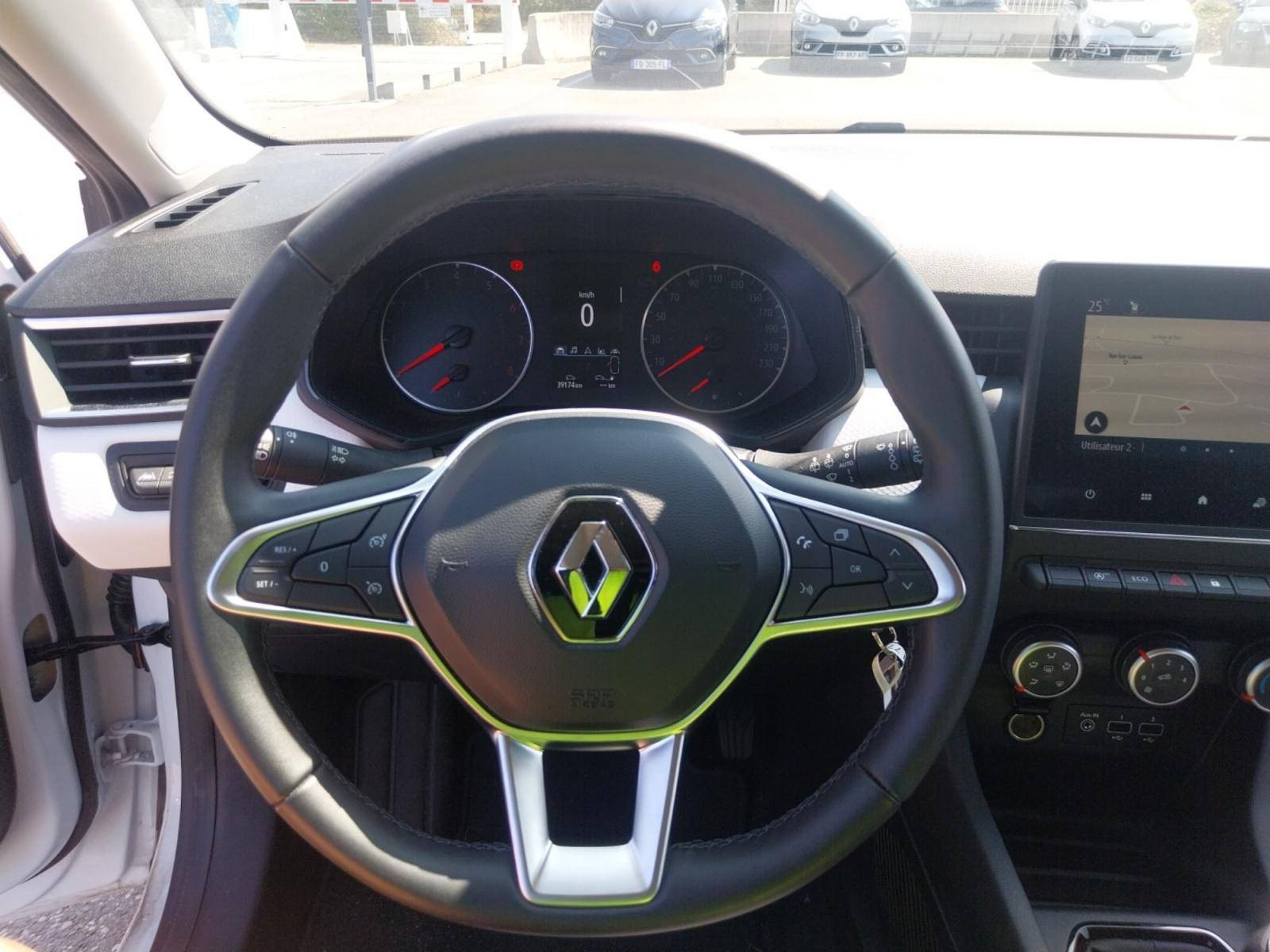 Vente en ligne Renault Clio 5 Clio TCe 90 au prix de 13 850 €
