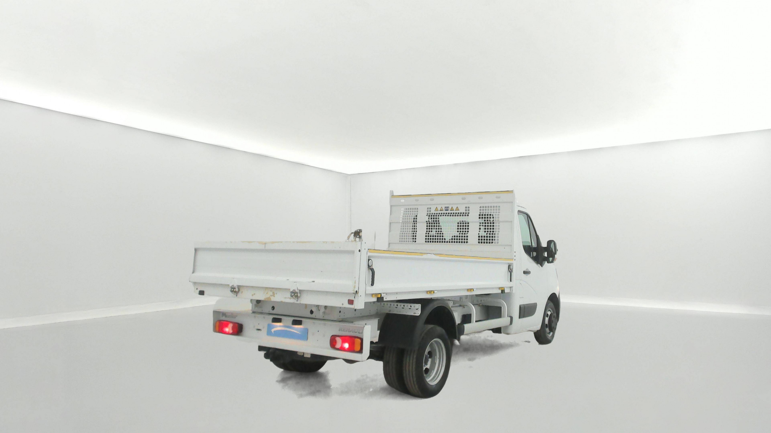 Vente en ligne Renault Master 3 Châssis Cabine MASTER CC PROP RJ3500 L2 PAFC BLUE DCI 130 EURO VI au prix de 33 300 €