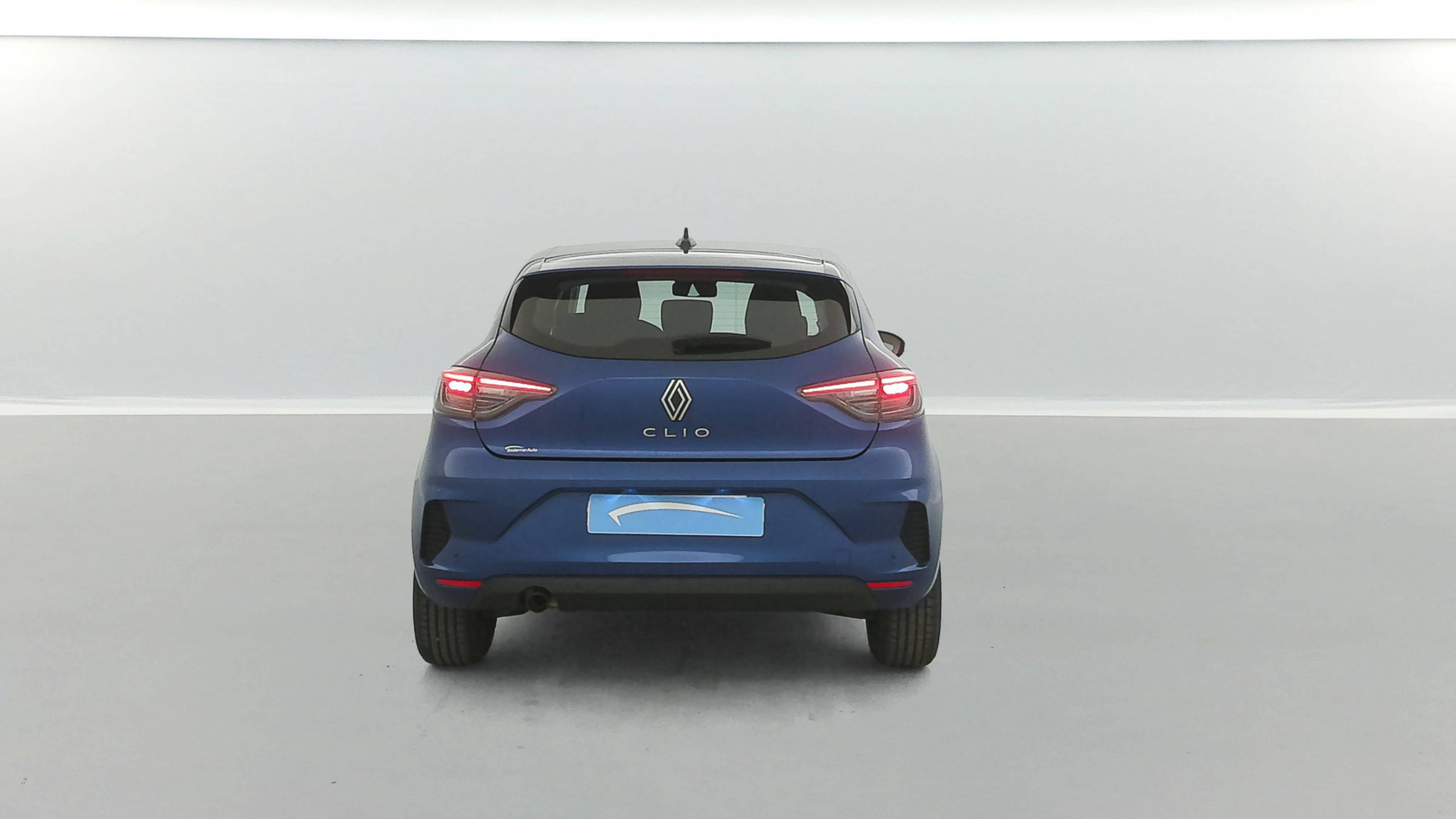 Vente en ligne Renault Clio 5 Clio TCe 90 au prix de 15 490 €