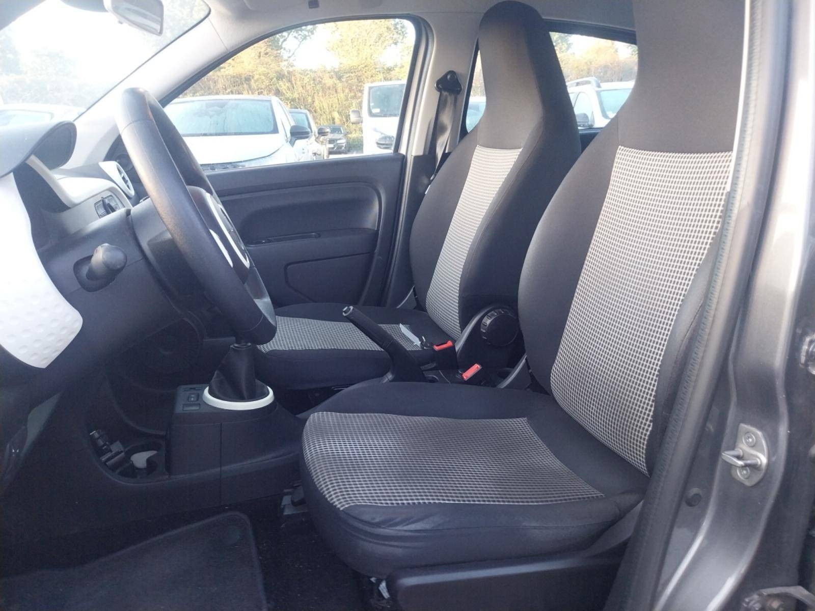 Vente en ligne Renault Twingo 3  SCe 65 - 20 au prix de 9 490 €