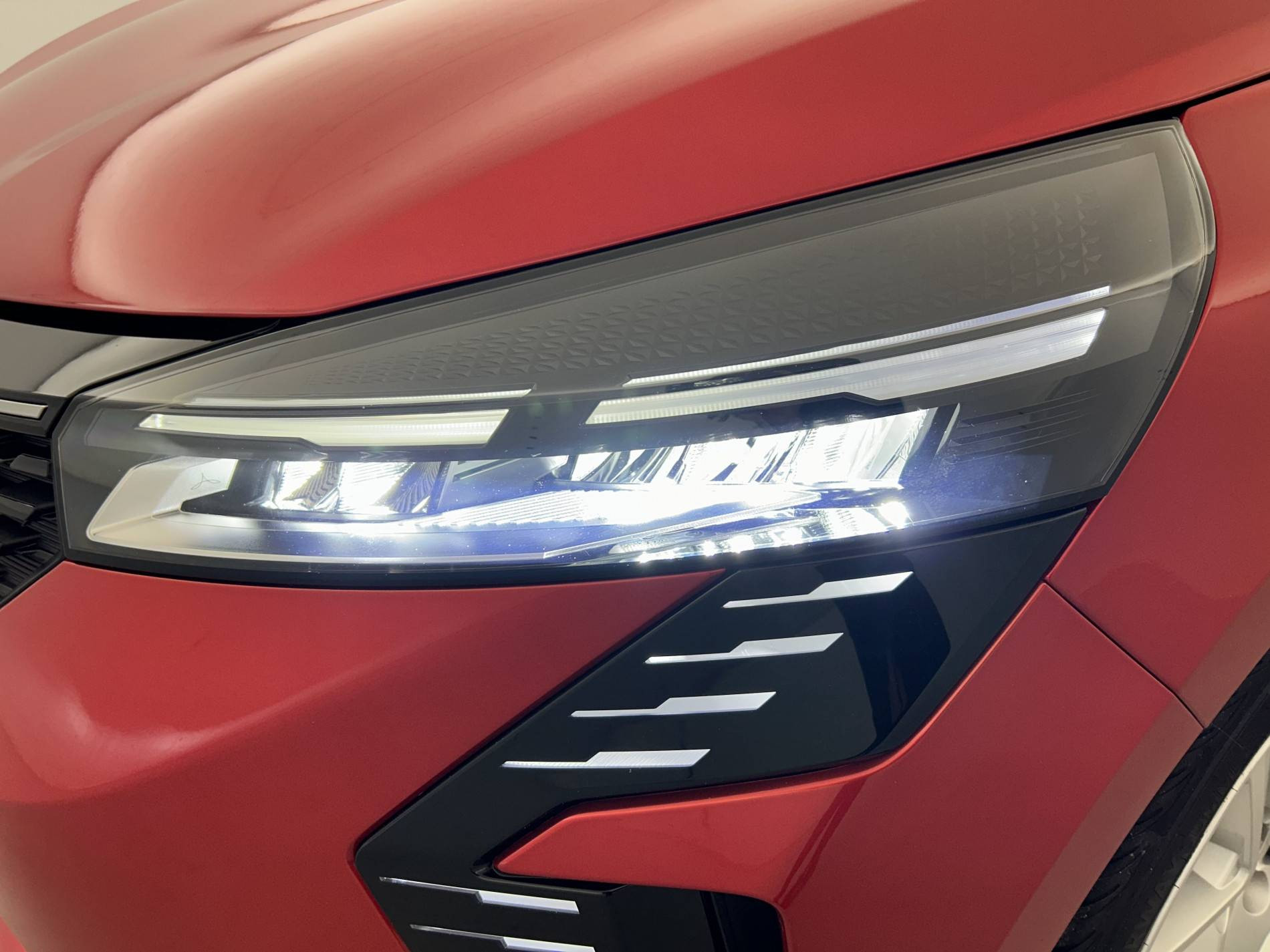 Vente en ligne Renault Clio 5 Clio E-Tech full hybrid 145 ch GSR2 au prix de 19 990 €