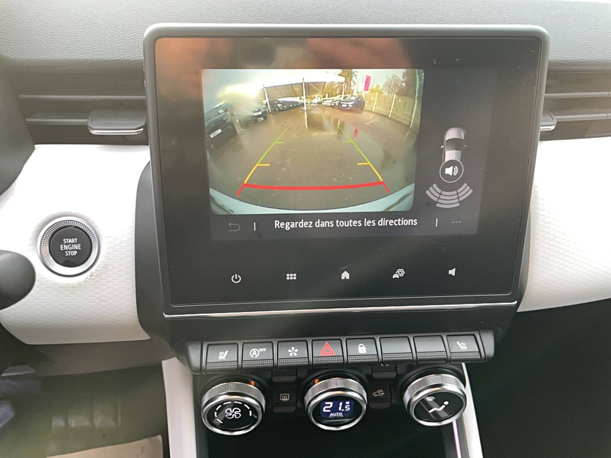 Vente en ligne Renault Clio 5 Clio TCe 90 au prix de 13 990 €