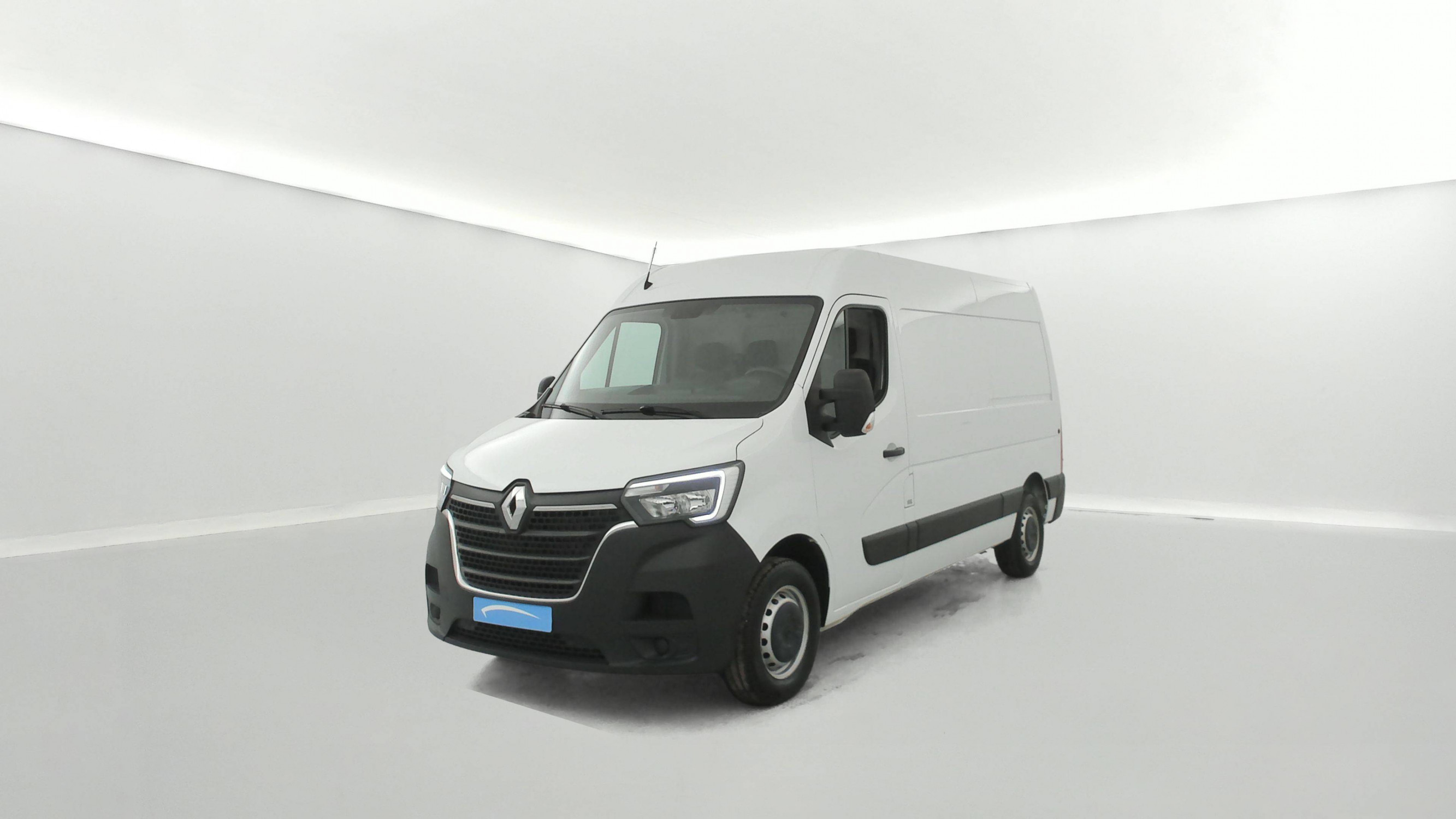 Renault Master Fourgon MASTER FGN TRAC F3500 L2H2 BLUE DCI 135 occasion de 2023 en vente à Brest