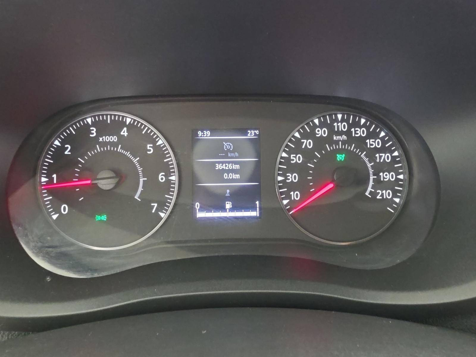 Vente en ligne Renault Master Fourgon MASTER FGN TRAC F3500 L2H2 BLUE DCI 135 au prix de 23 890 €