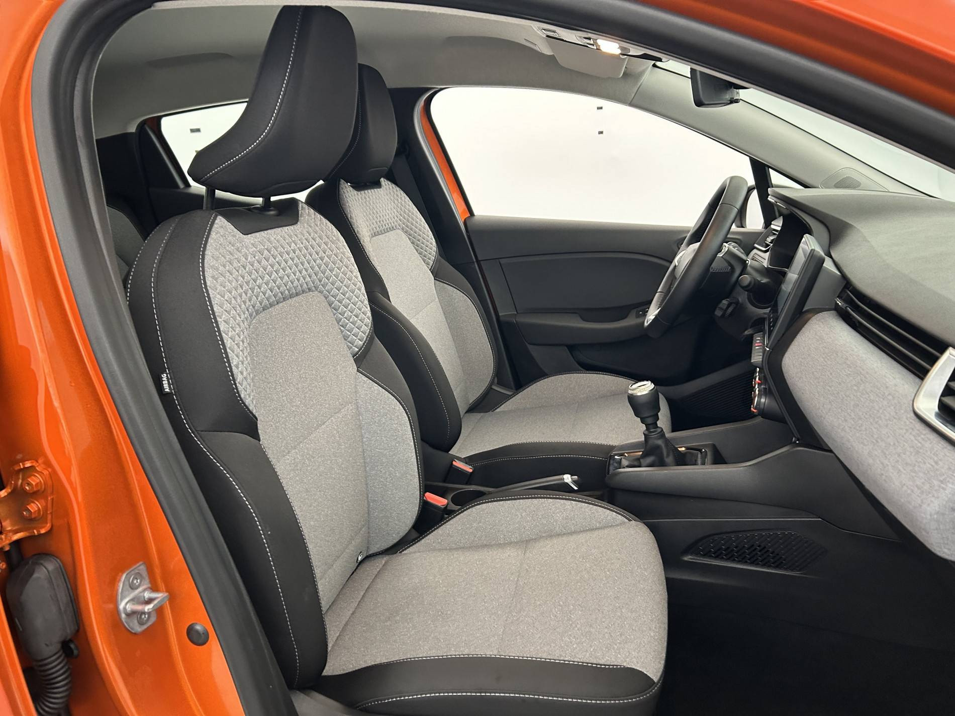 Vente en ligne Renault Clio 5 Clio TCe 90 ch GSR2 au prix de 16 790 €