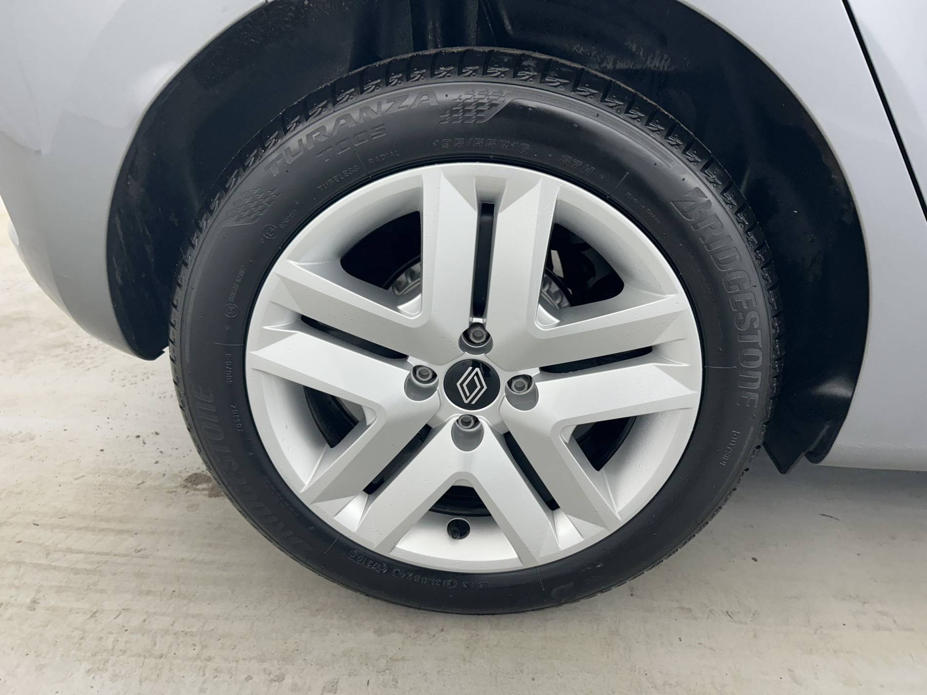 Vente en ligne Renault Clio 5 Clio TCe 90 ch GSR2 au prix de 14 990 €