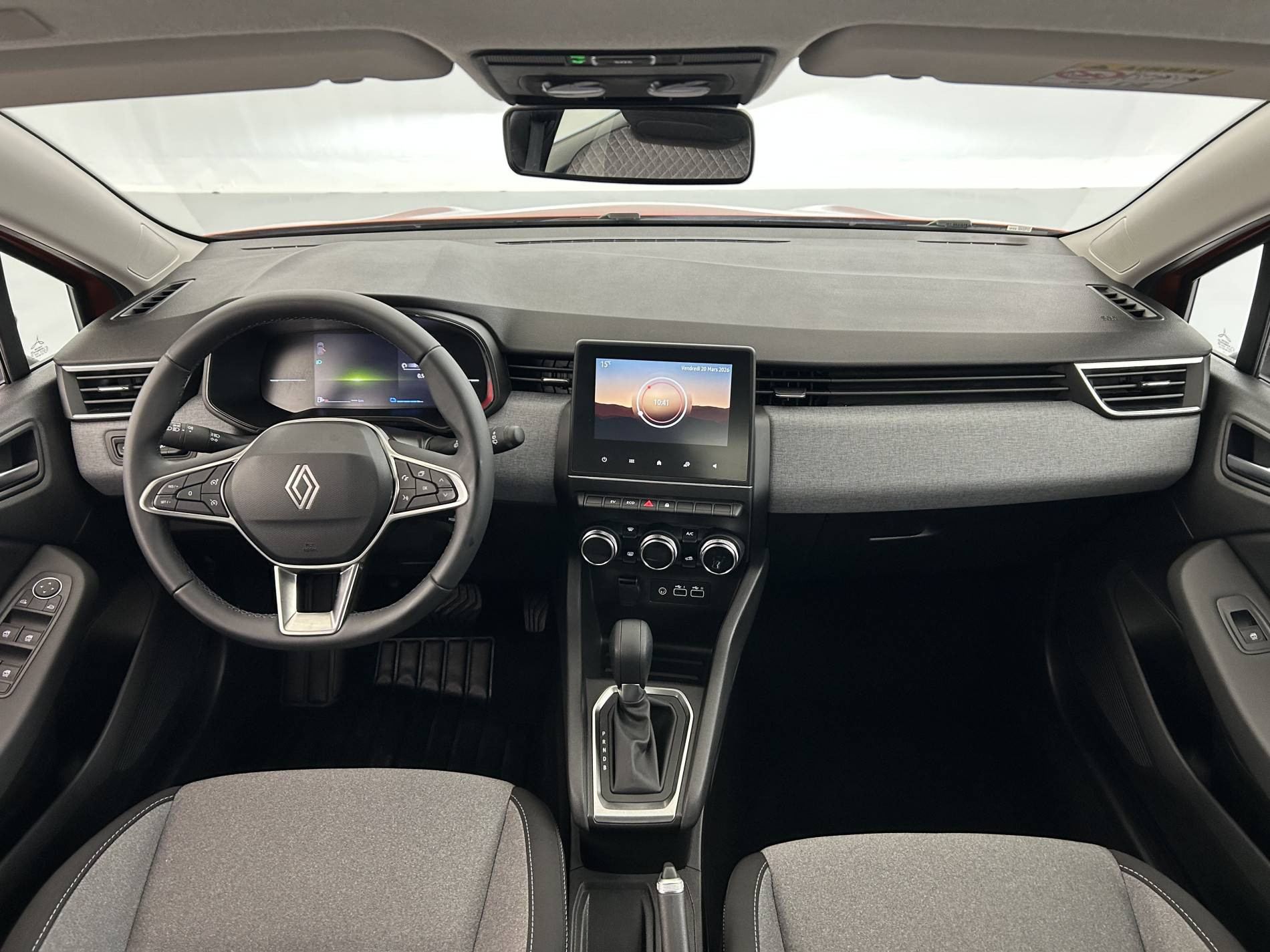 Vente en ligne Renault Clio 5 Clio E-Tech full hybrid 145 ch GSR2 au prix de 19 990 €