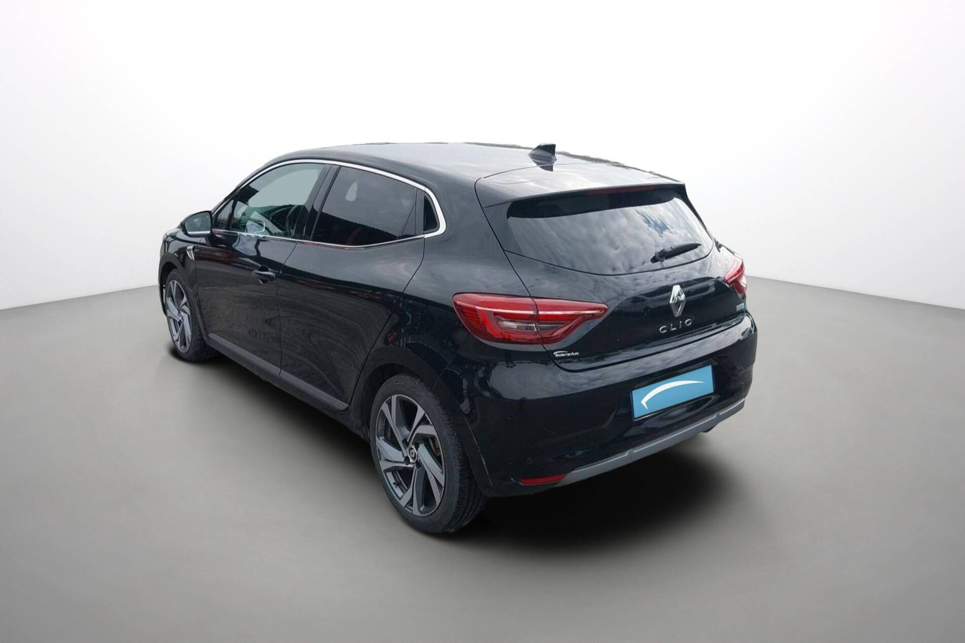 Vente en ligne Renault Clio 5 Clio E-Tech hybride 145 au prix de 17 990 €