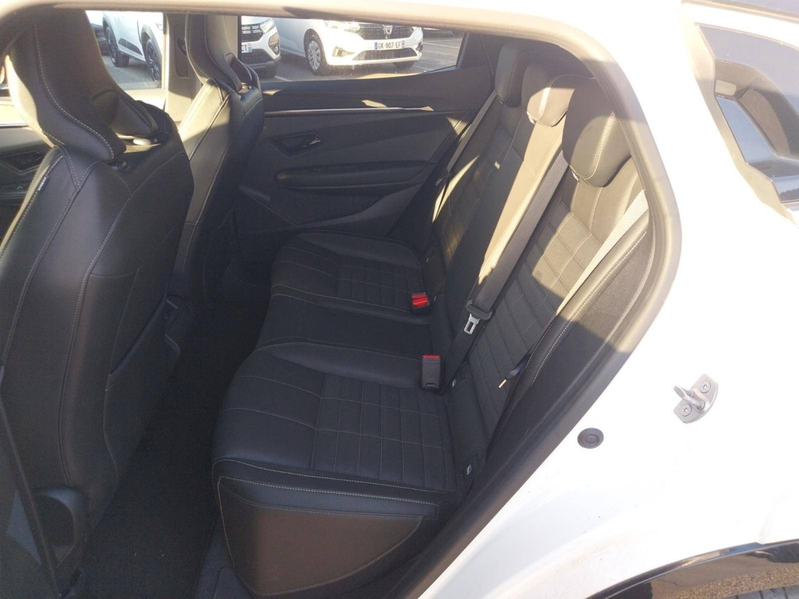 Vente en ligne Renault Megane E-Tech  EV60 220 ch super charge au prix de 26 490 €