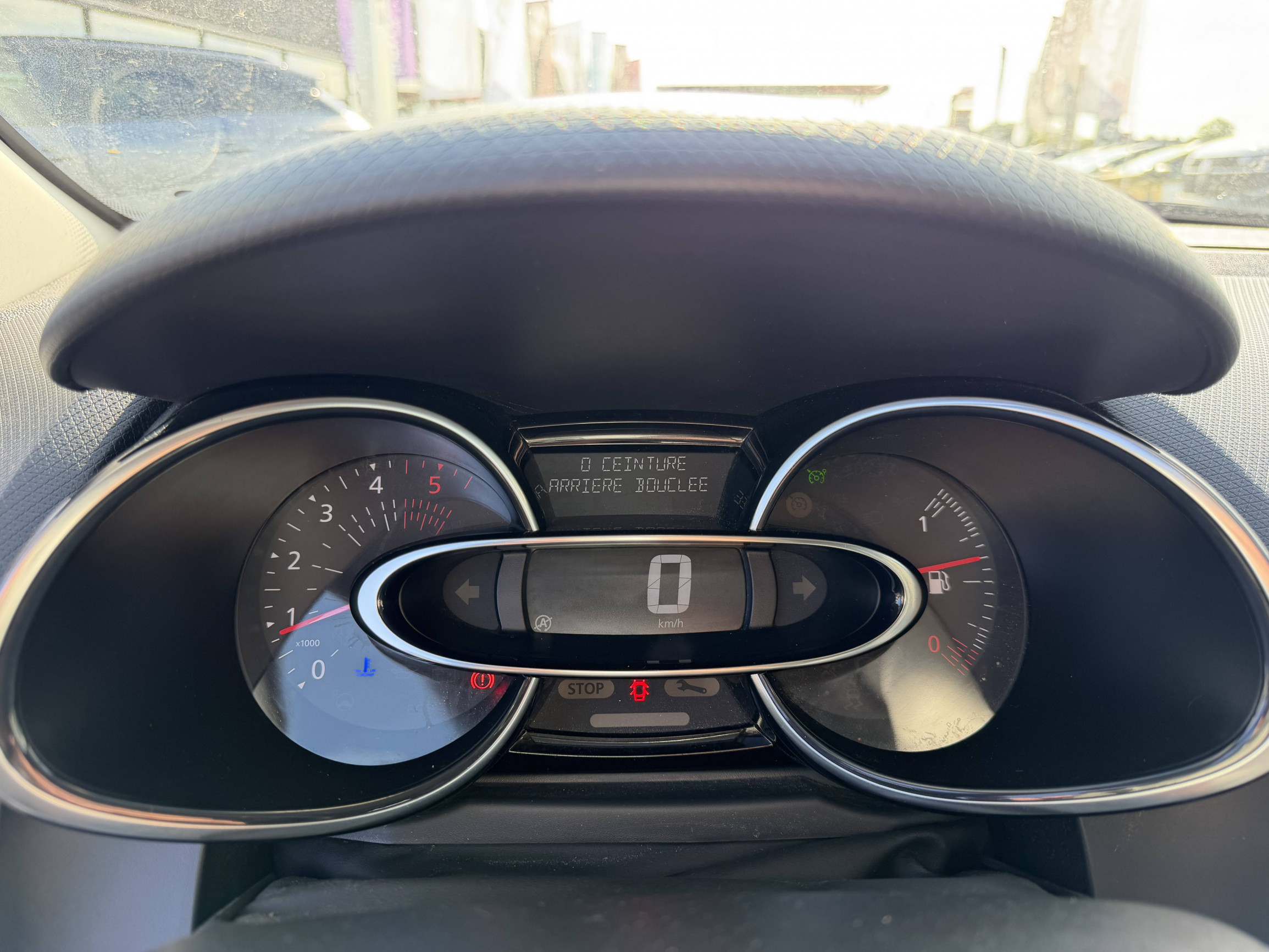 Vente en ligne Renault Clio 4 Estate Clio Estate dCi 90 Energy au prix de 11 490 €