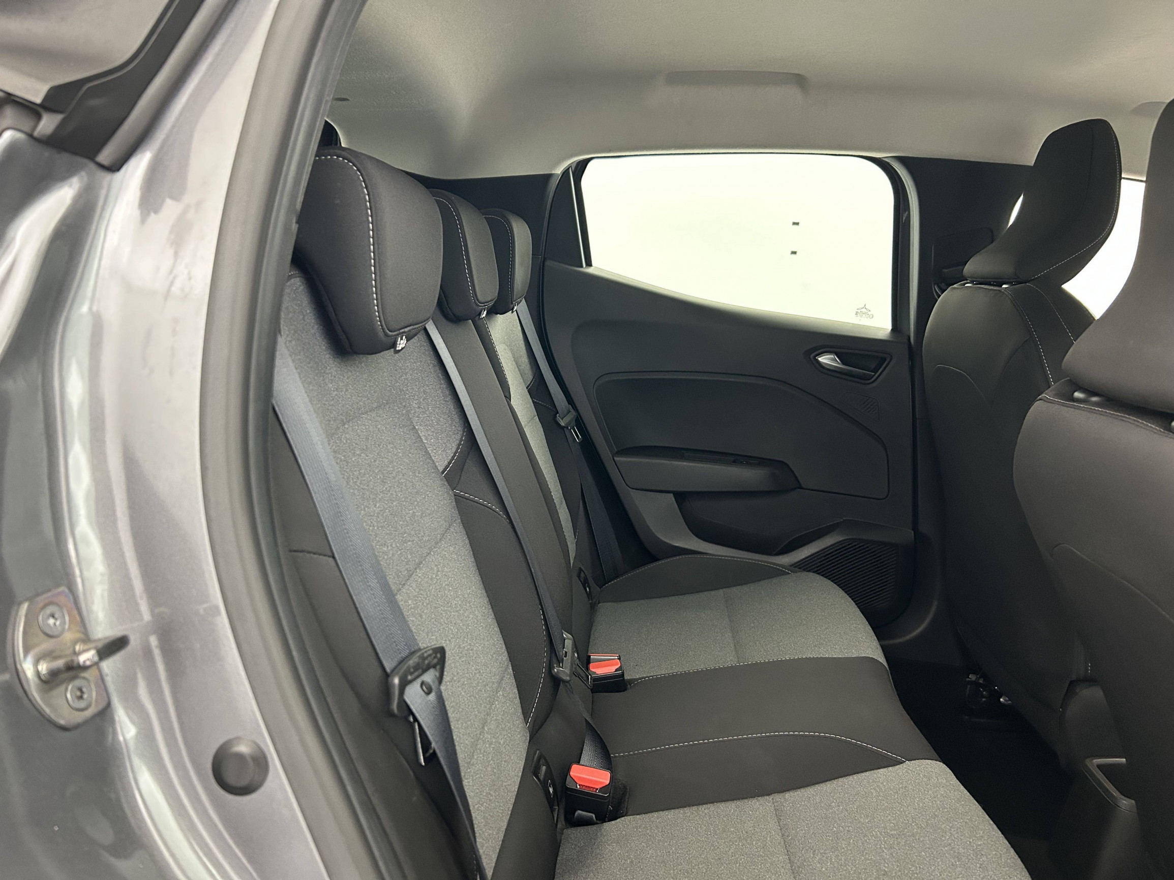 Vente en ligne Renault Clio 5 Clio TCe 90 au prix de 14 490 €