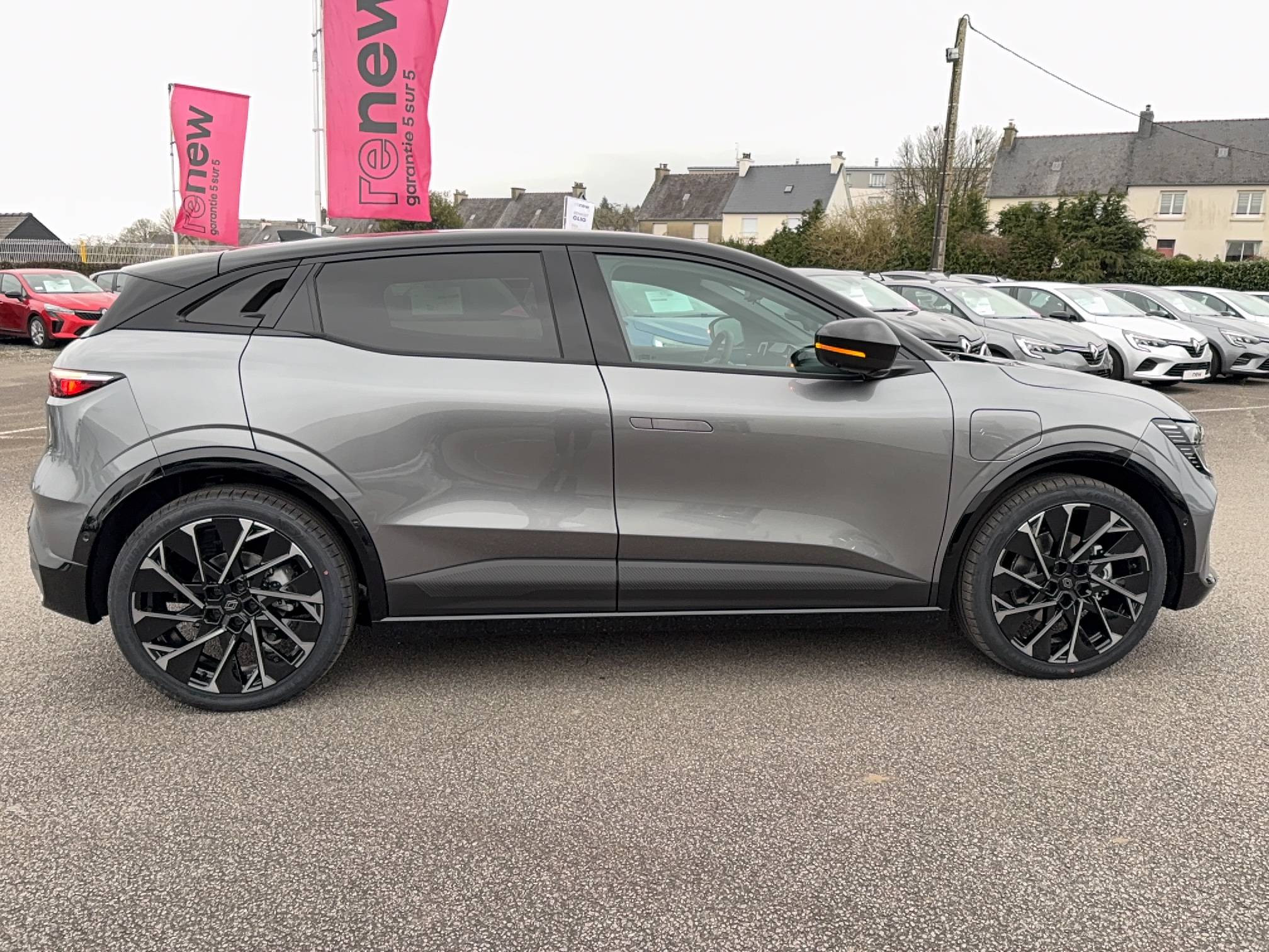 Vente en ligne Renault Megane E-Tech  220 ch autonomie confort au prix de 36 490 €