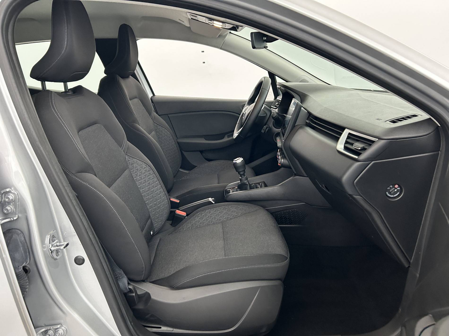 Vente en ligne Renault Clio 5 Clio Blue dCi 100 - 21N au prix de 14 490 €