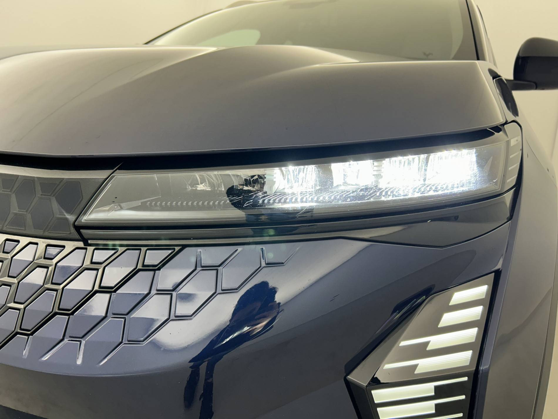 Vente en ligne Renault Scenic E-Tech  220 ch grande autonomie au prix de 37 600 €