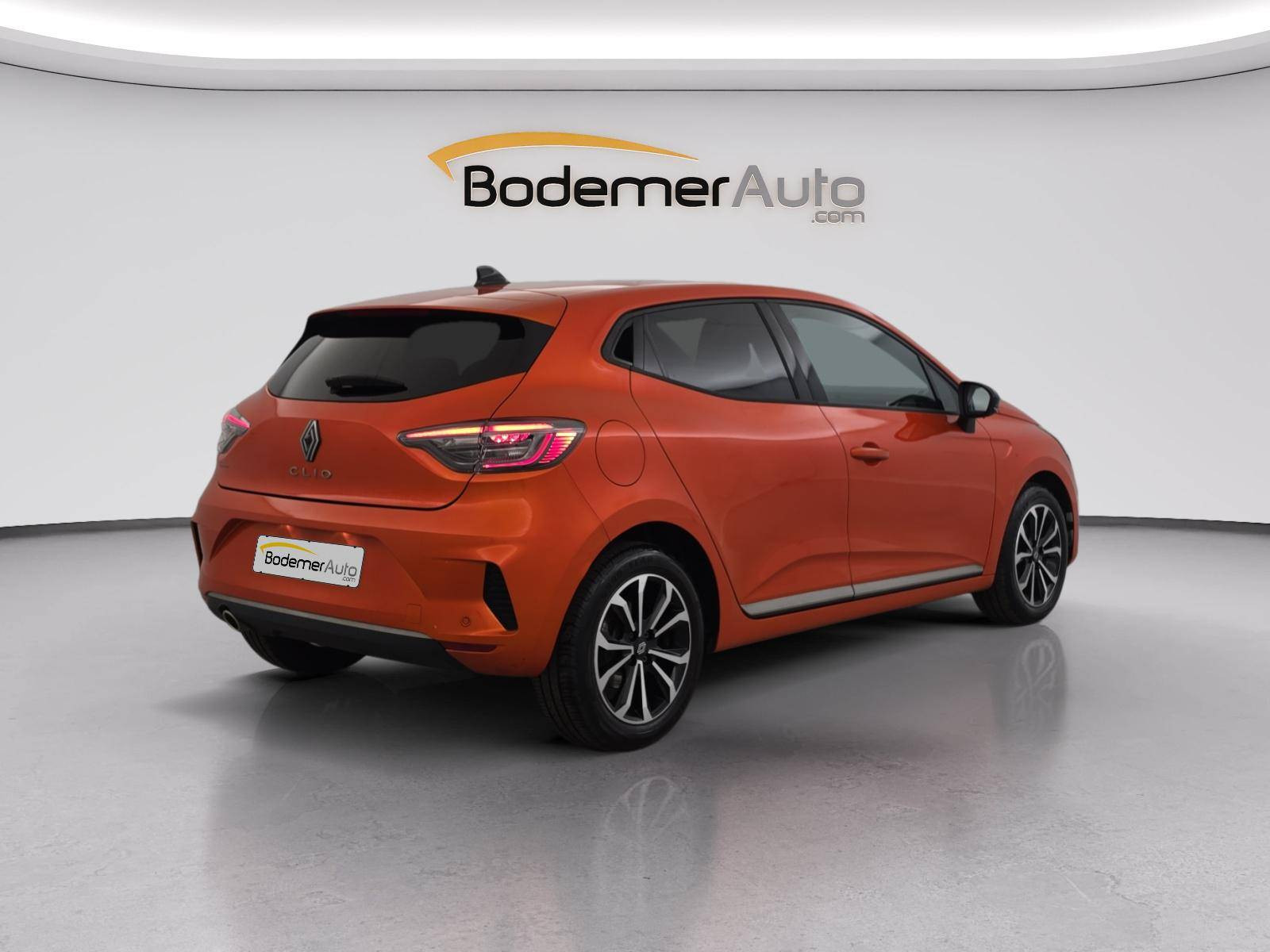 Vente en ligne Renault Clio 5 Clio Eco-G 100 ch GSR2 au prix de 16 990 €