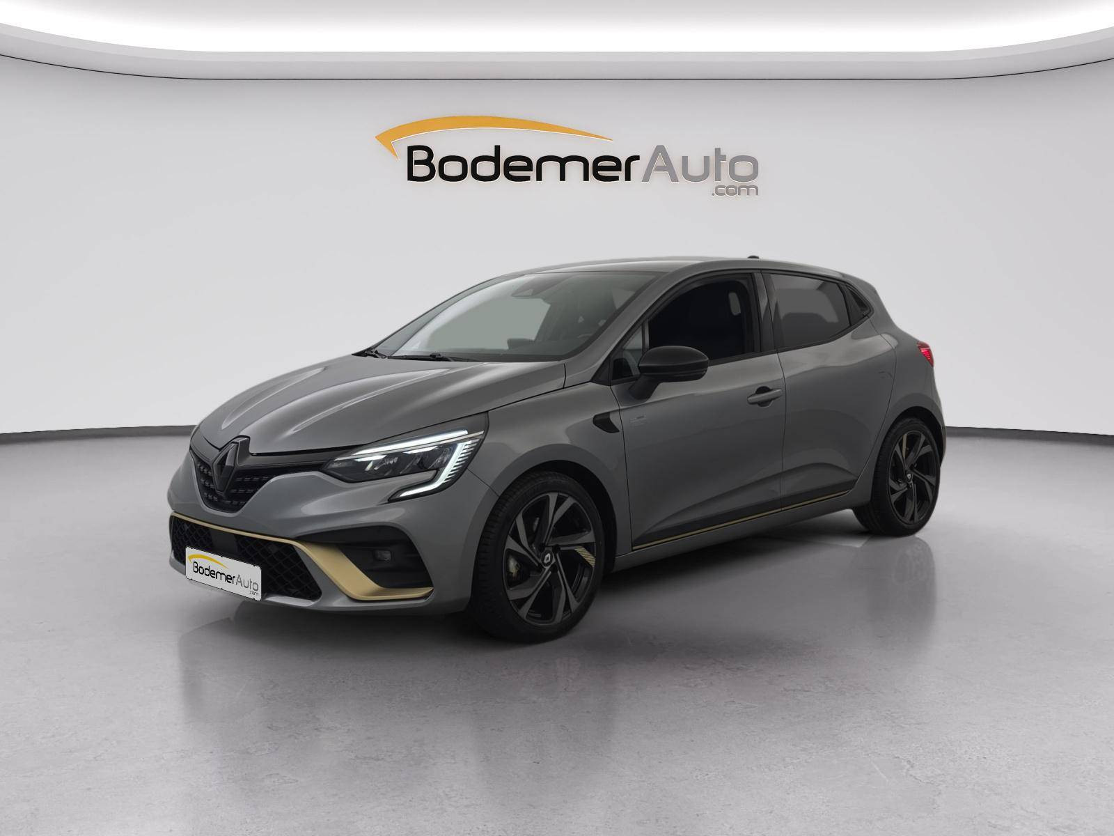 Renault Clio 5 Clio E-Tech full hybrid 145 occasion de 2023 en vente à Quimper