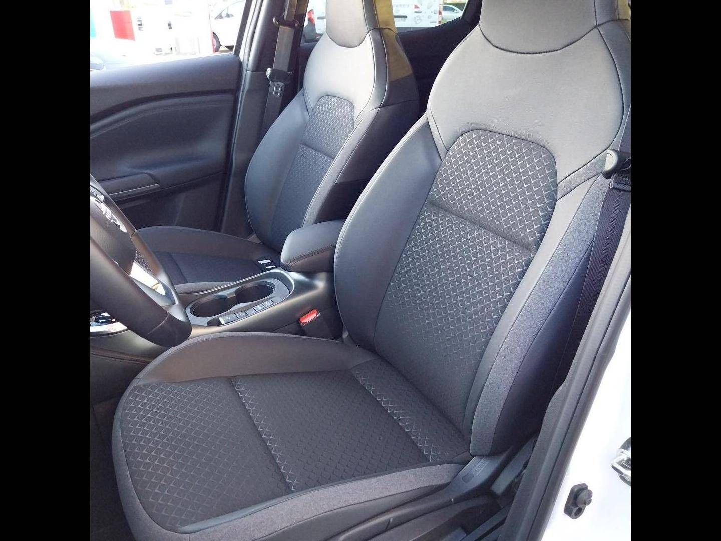 Vente en ligne Nissan Juke  HYBRID 143 au prix de 28 990 €