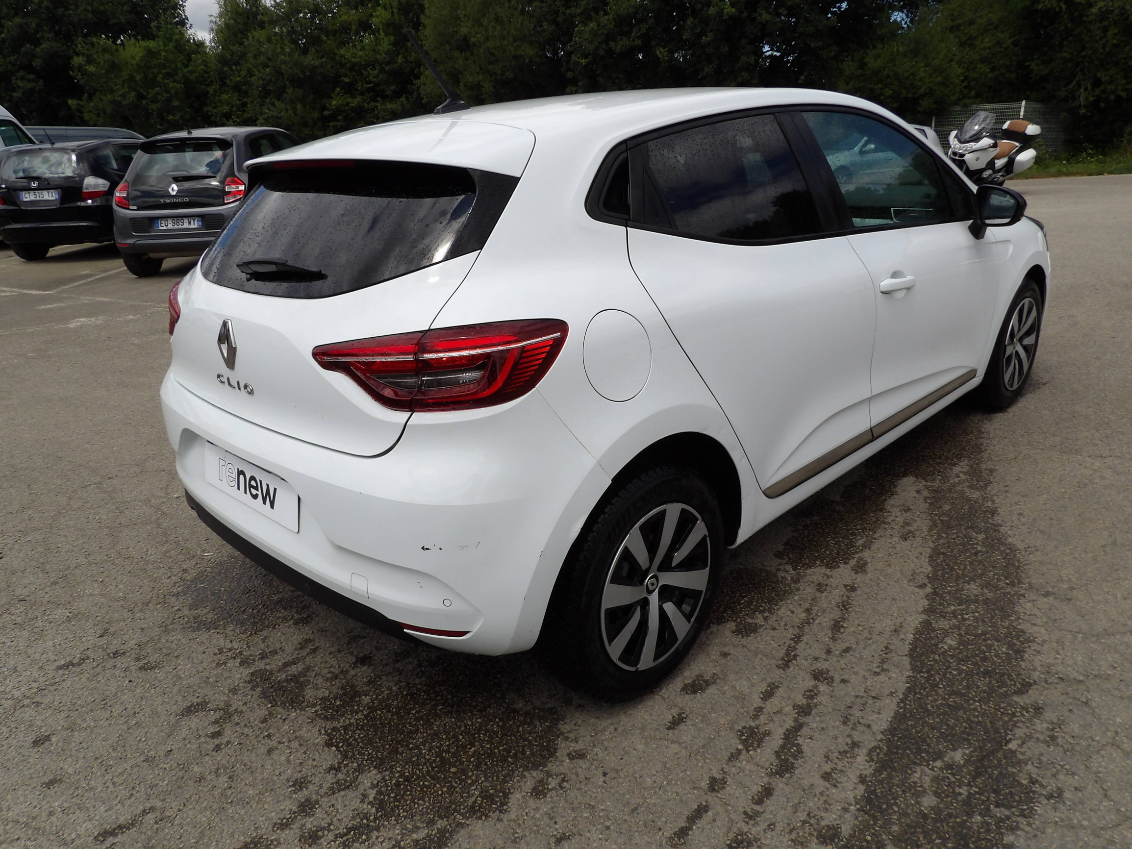 Vente en ligne Renault Clio 5 Clio TCe 90 au prix de 14 299 €