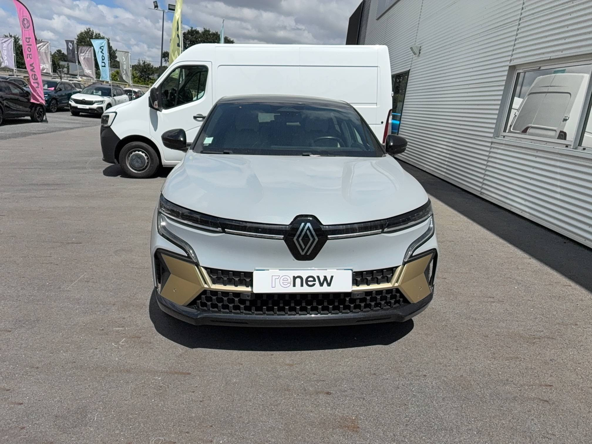 Vente en ligne Renault Megane E-Tech  EV60 220 ch super charge au prix de 26 590 €