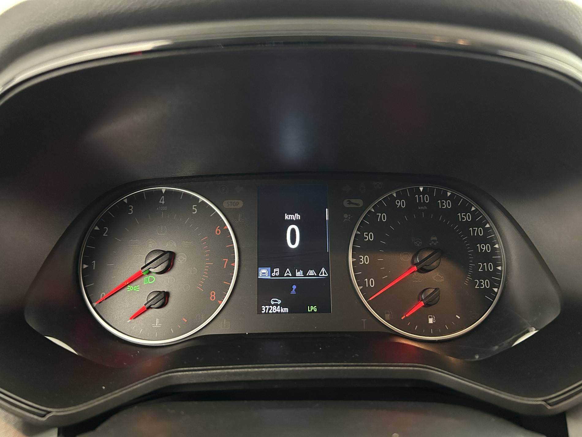 Vente en ligne Renault Clio 5 Clio TCe 100 GPL au prix de 13 990 €