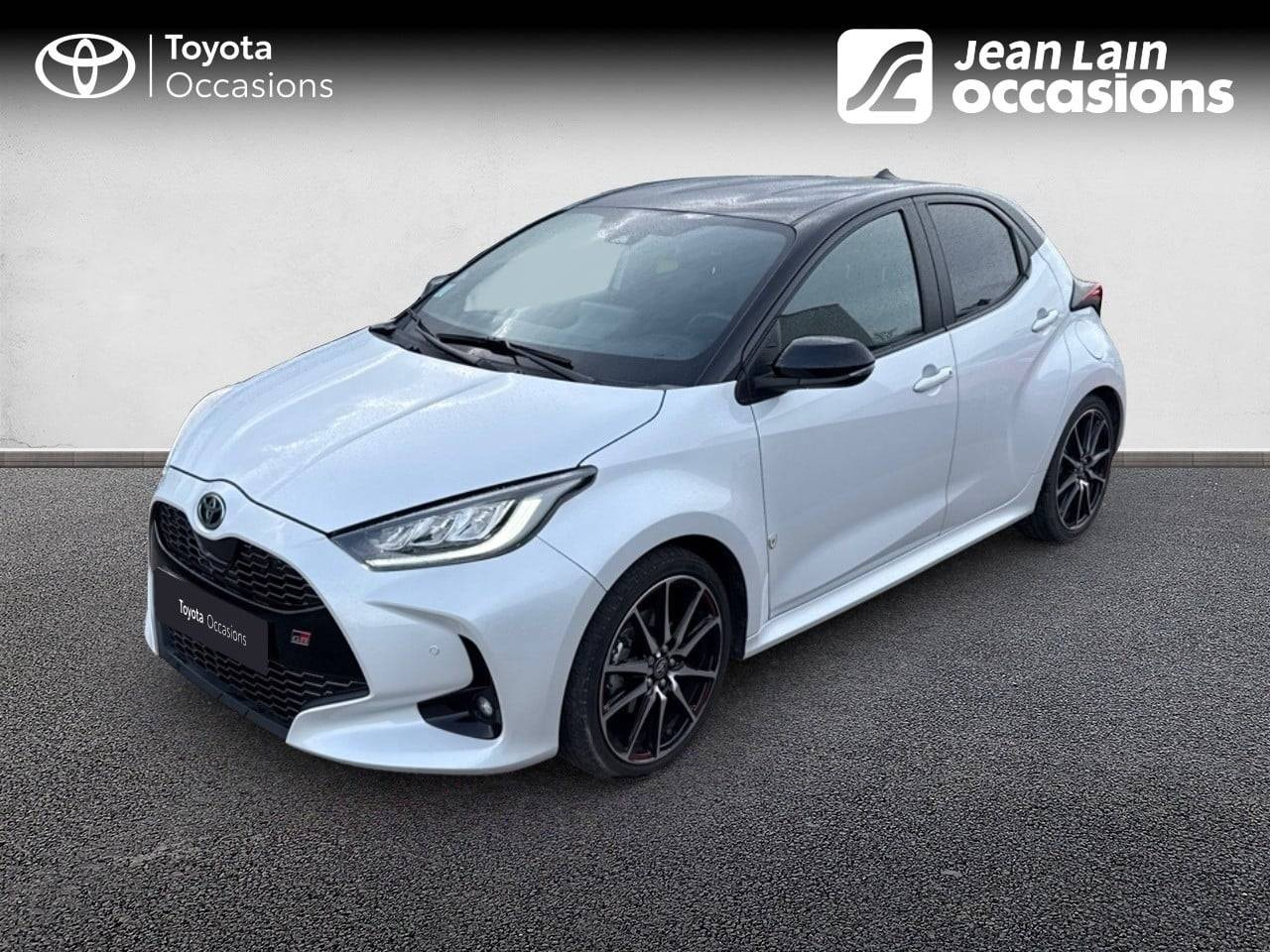 Vente en ligne TOYOTA YARIS HYBRIDE MY22 Yaris Hybride 116h GR Sport de 2023 au prix de 22 590 €