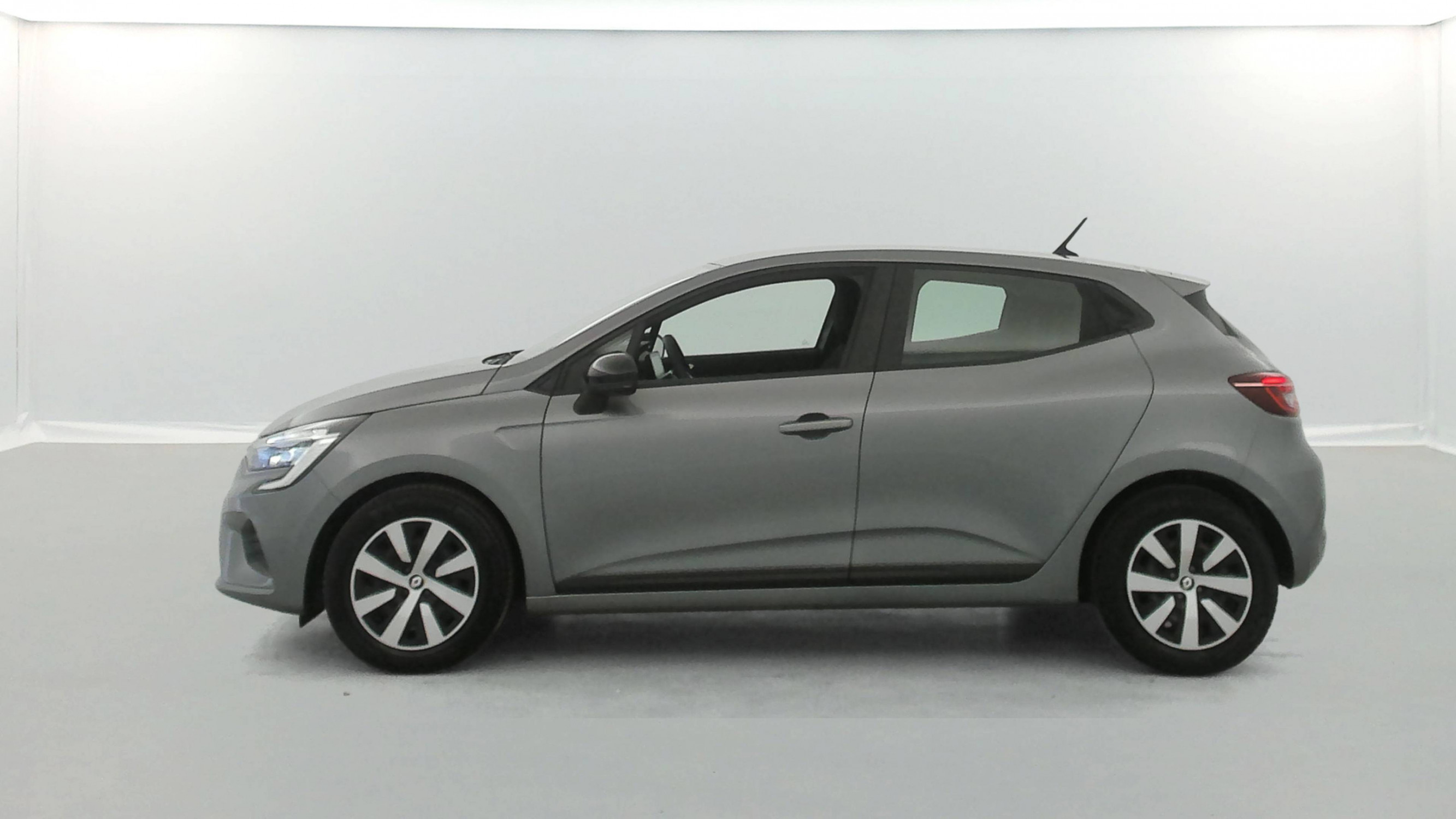 Vente en ligne Renault Clio 5 Clio TCe 90 au prix de 13 990 €