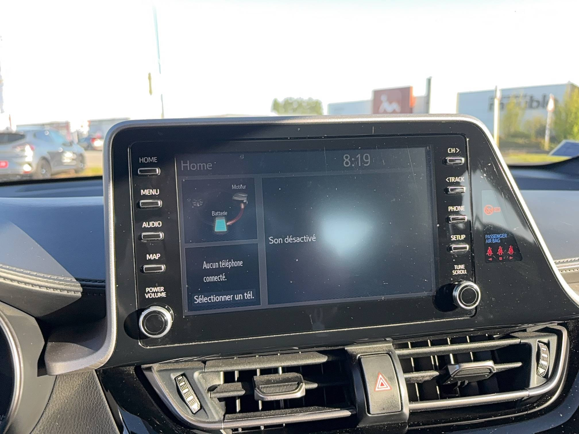 Vente en ligne Toyota C-HR C-HR Hybride 1.8L au prix de 19 990 €