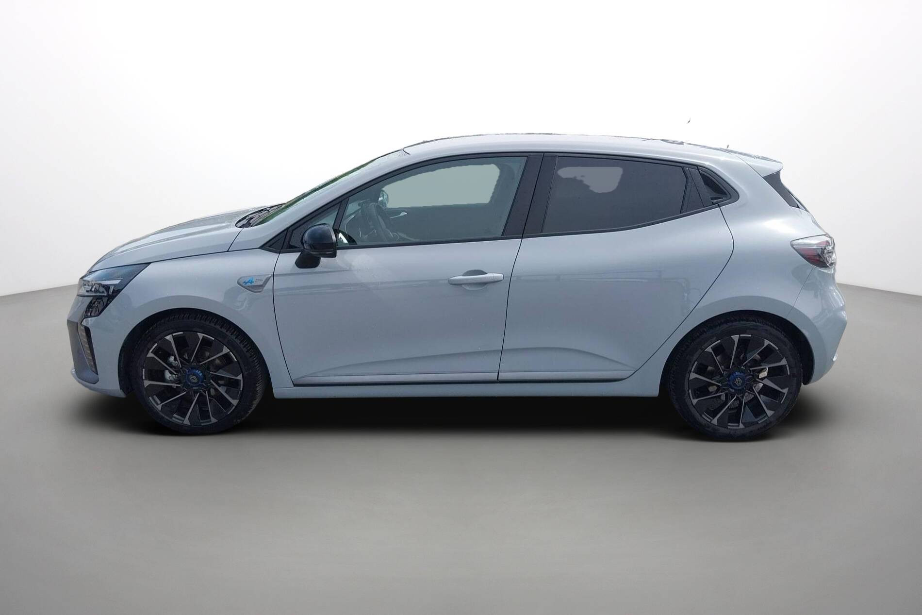 Vente en ligne Renault Clio 5 Clio E-Tech full hybrid 145 au prix de 20 390 €