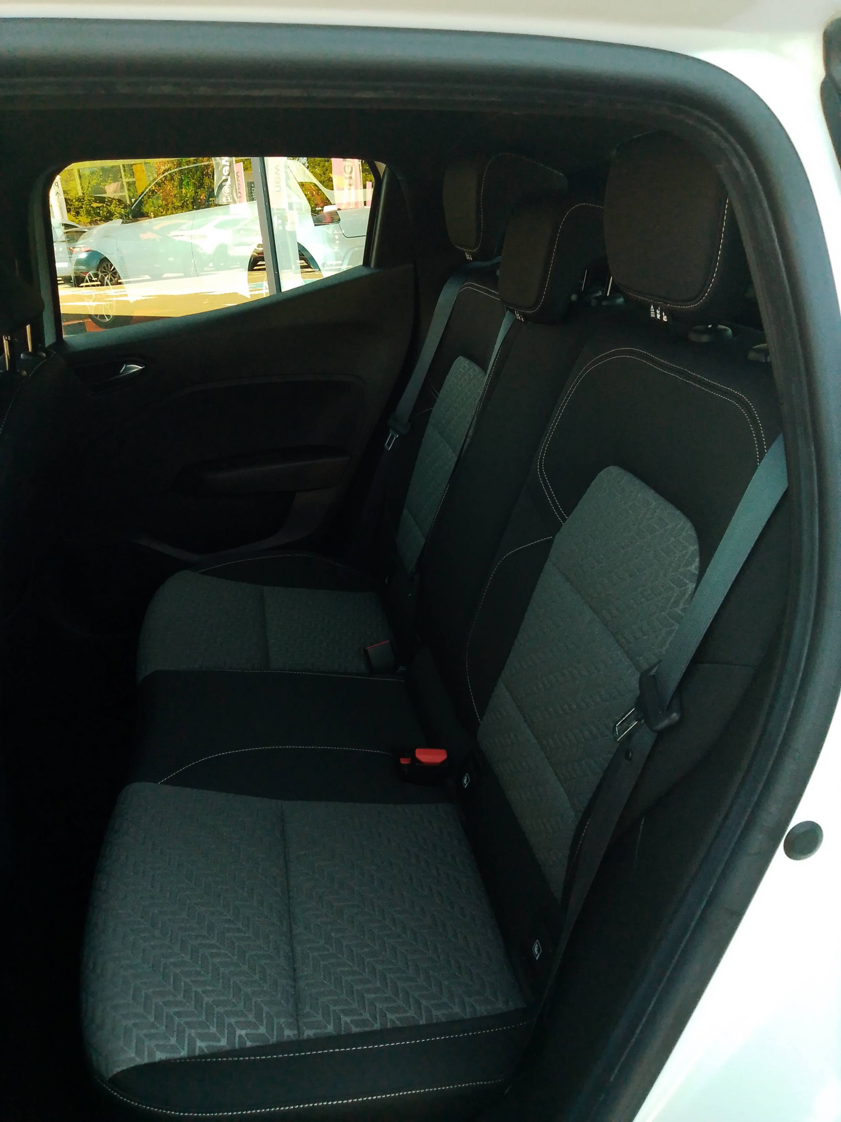 Vente en ligne Renault Clio 5 Clio TCe 90 - 21N au prix de 12 990 €