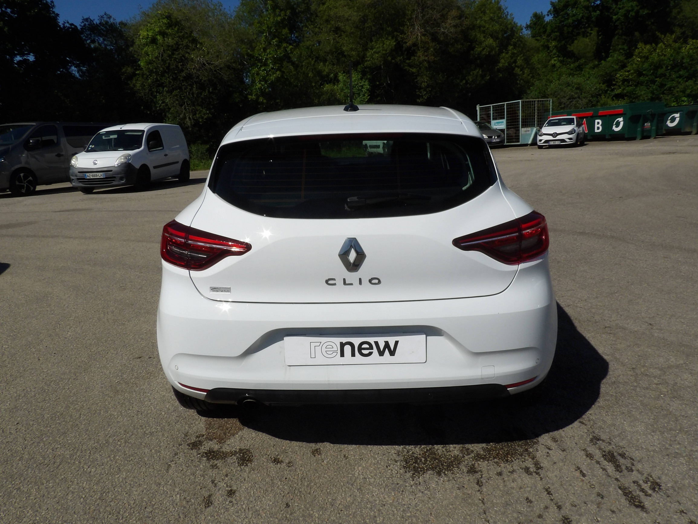 Vente en ligne Renault Clio 5 Clio Blue dCi 100 - 21N au prix de 15 499 €