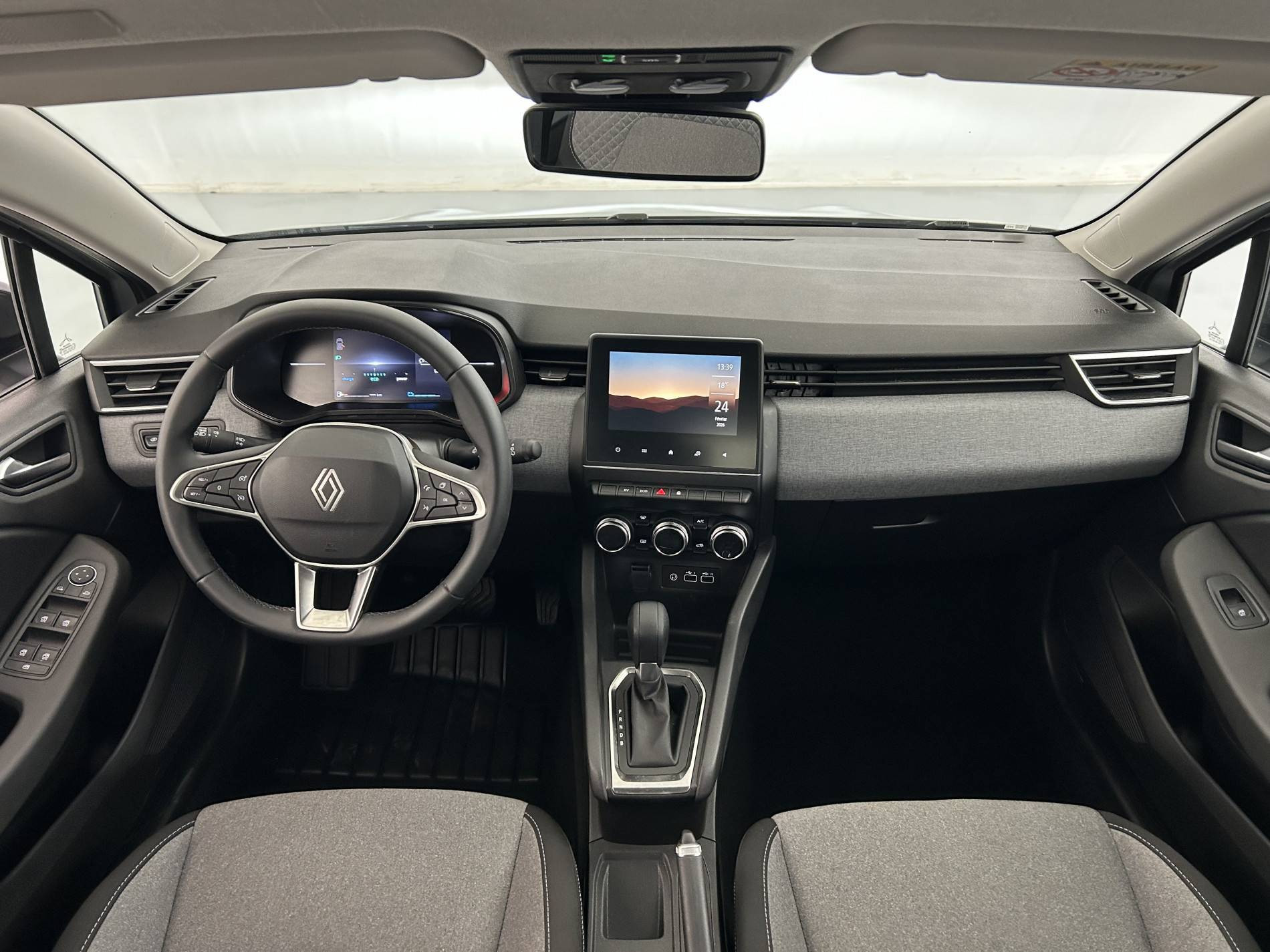 Vente en ligne Renault Clio 5 Clio E-Tech full hybrid 145 ch GSR2 au prix de 19 290 €