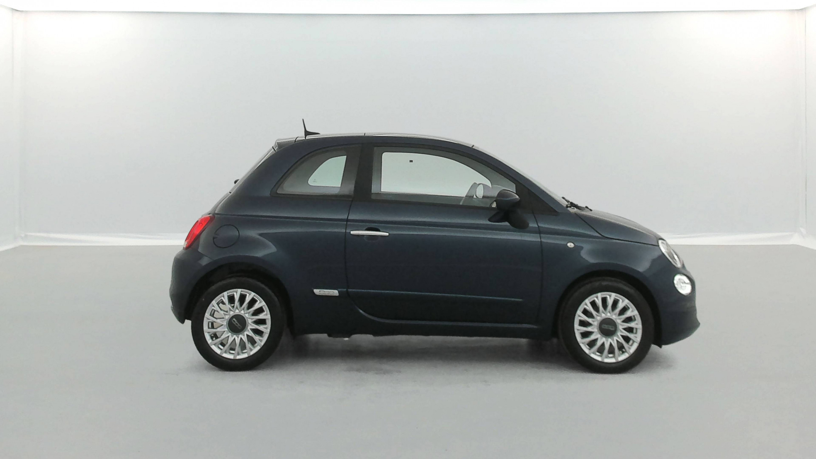 Vente en ligne Fiat 500 500 1.0 70 ch Hybride BSG S/S au prix de 10 490 €