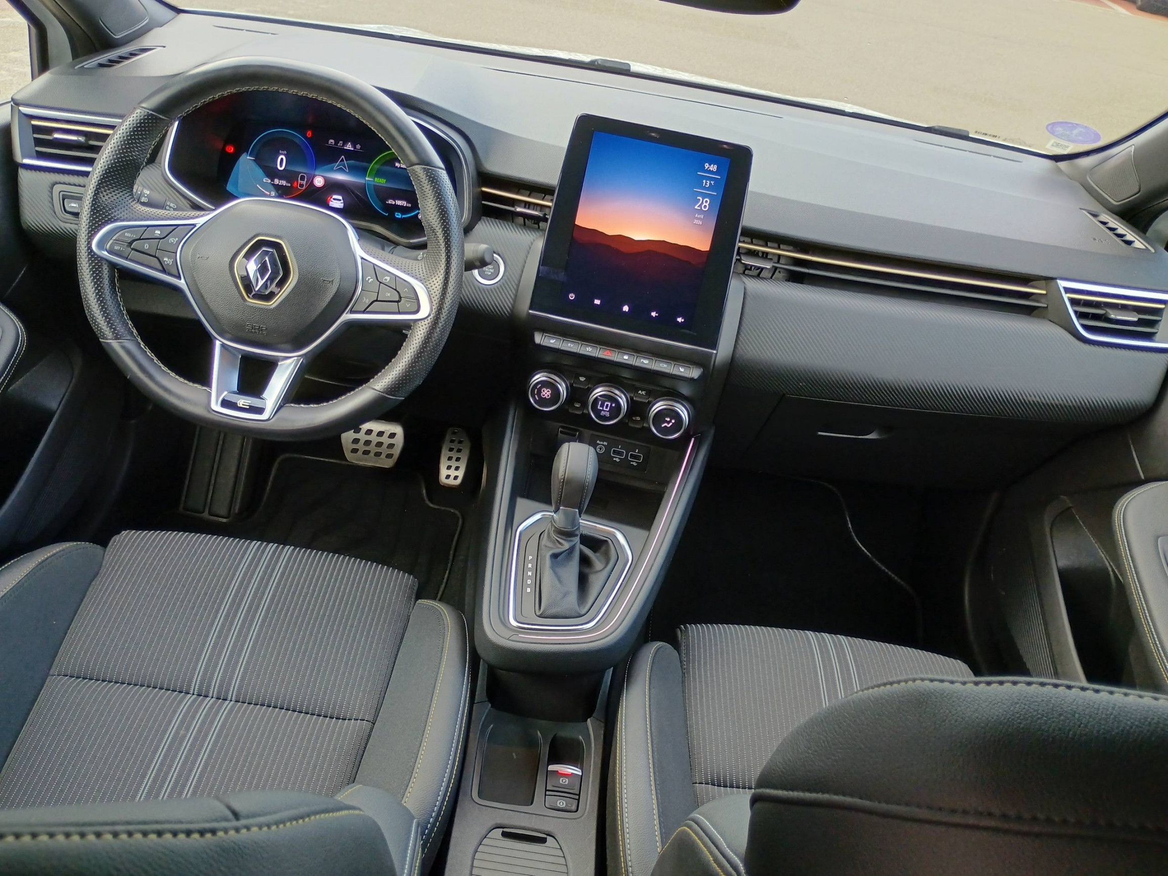 Vente en ligne Renault Clio 5 Clio E-Tech hybride 145 au prix de 20 490 €