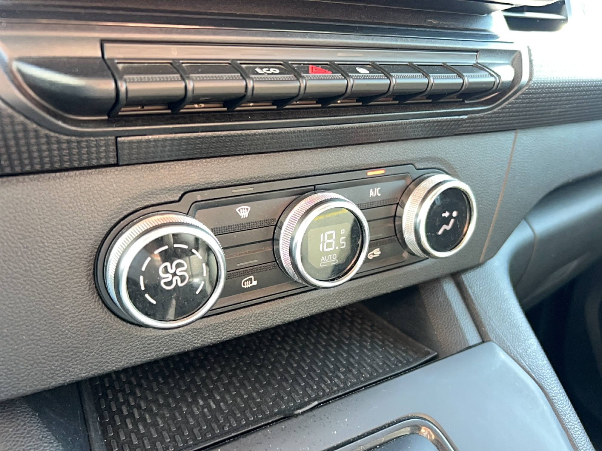 Vente en ligne Renault Kangoo Van E-Tech  EV45 DC 80KW au prix de 15 990 €