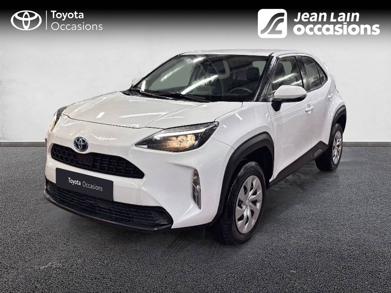 Vente en ligne TOYOTA YARIS CROSS HYBRIDE Yaris Cross Hybride 116h 2WD Dynamic de 2023 au prix de 22 490 €