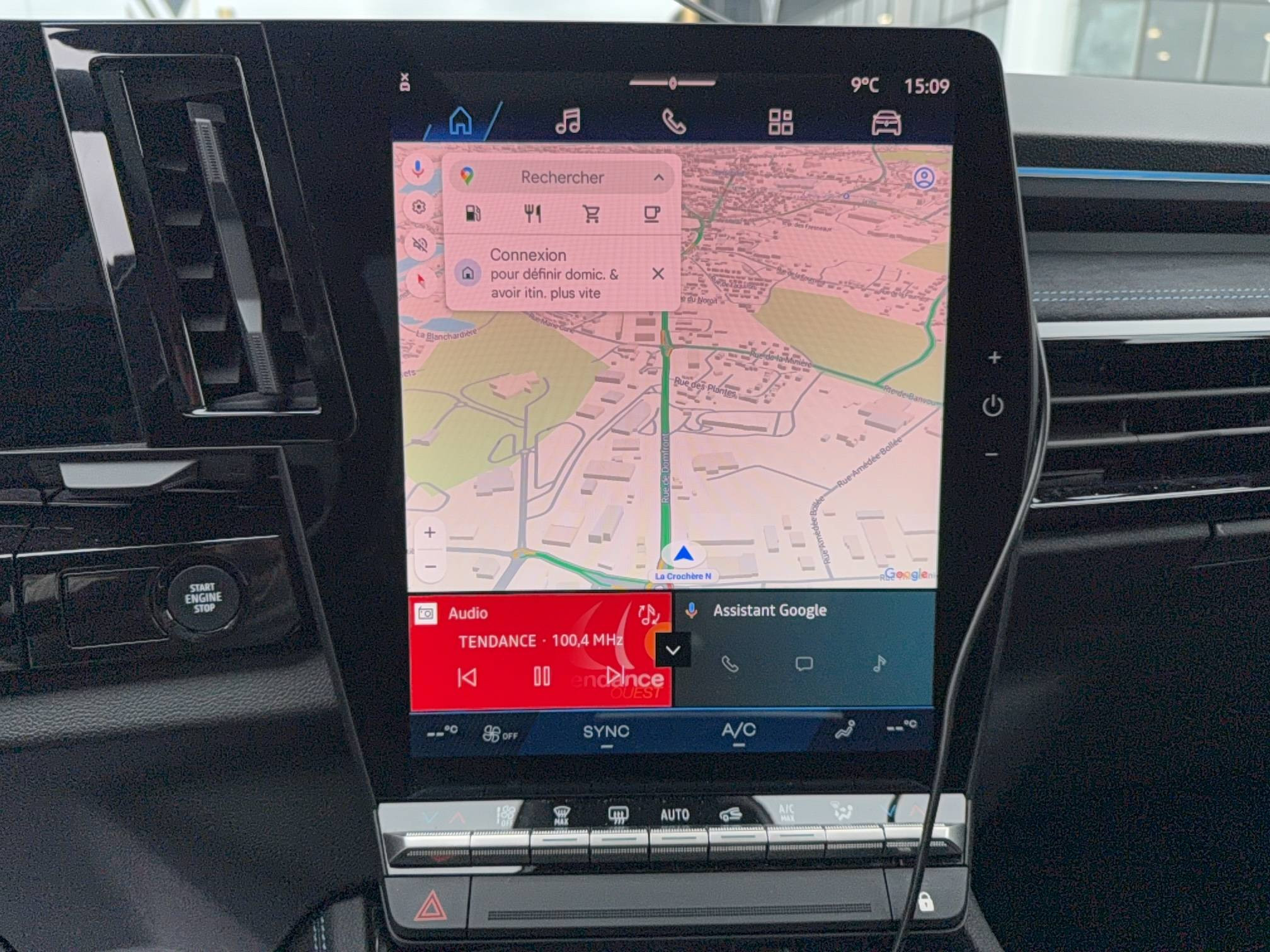 Vente en ligne Renault Espace Espace full hybrid E-Tech 200 ch 7pl au prix de 49 480 €