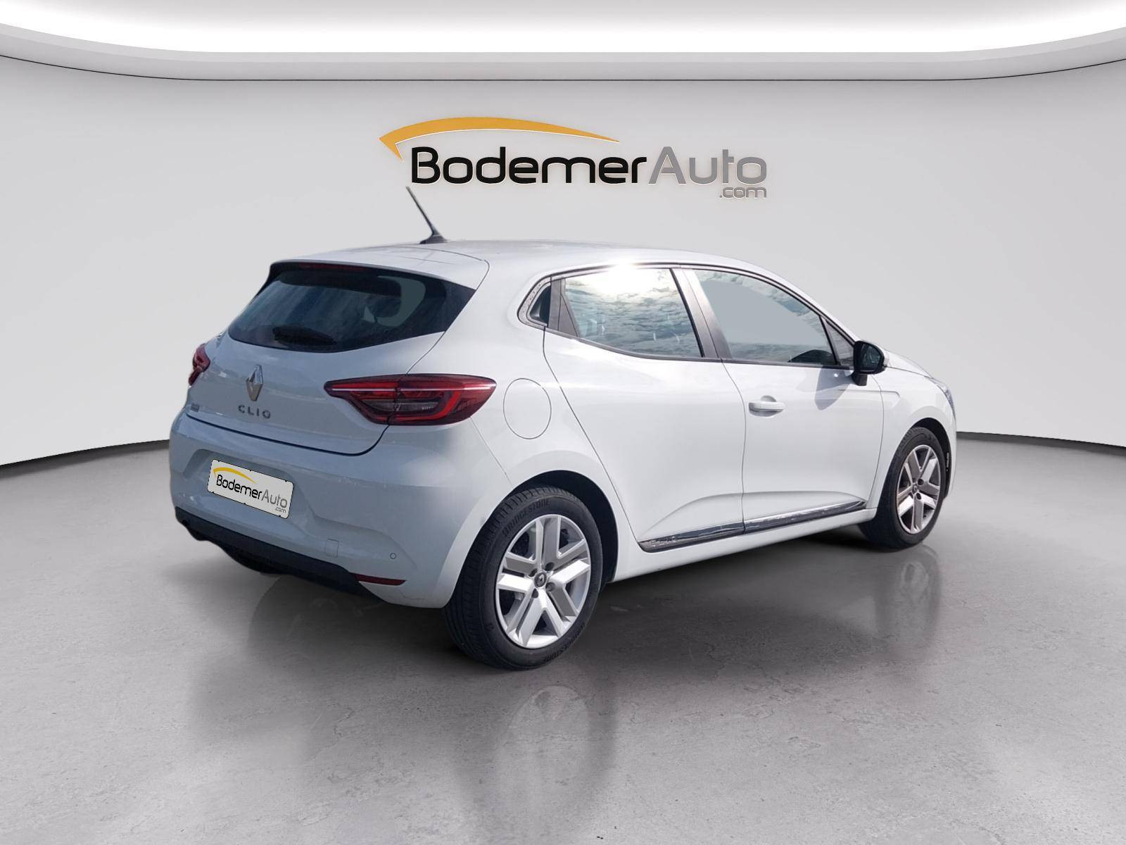 Vente en ligne Renault Clio 5 Clio TCe 90 - 21N au prix de 13 491 €