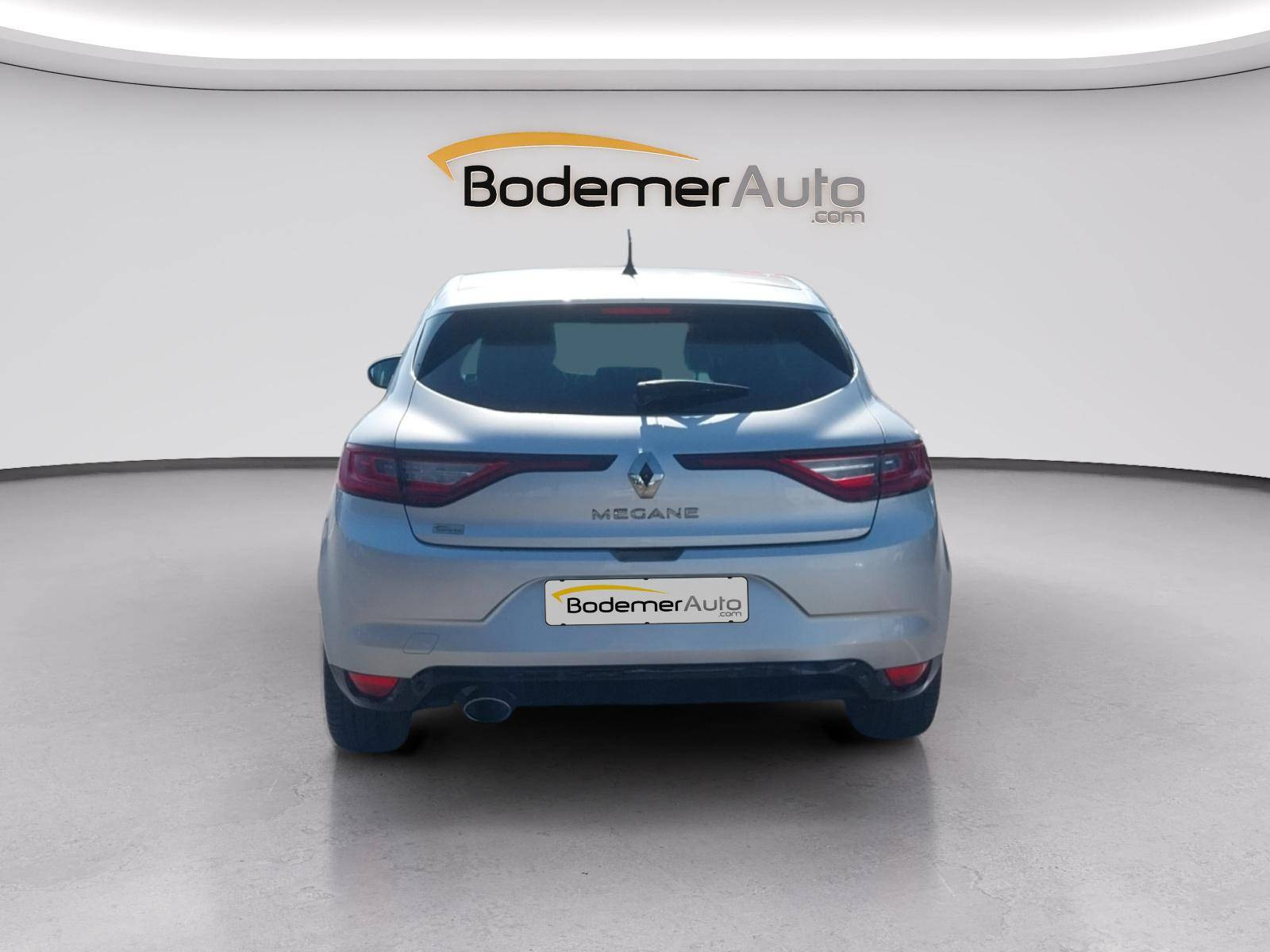 Vente en ligne Renault Megane 4 Mégane IV Berline TCe 130 Energy EDC au prix de 11 990 €