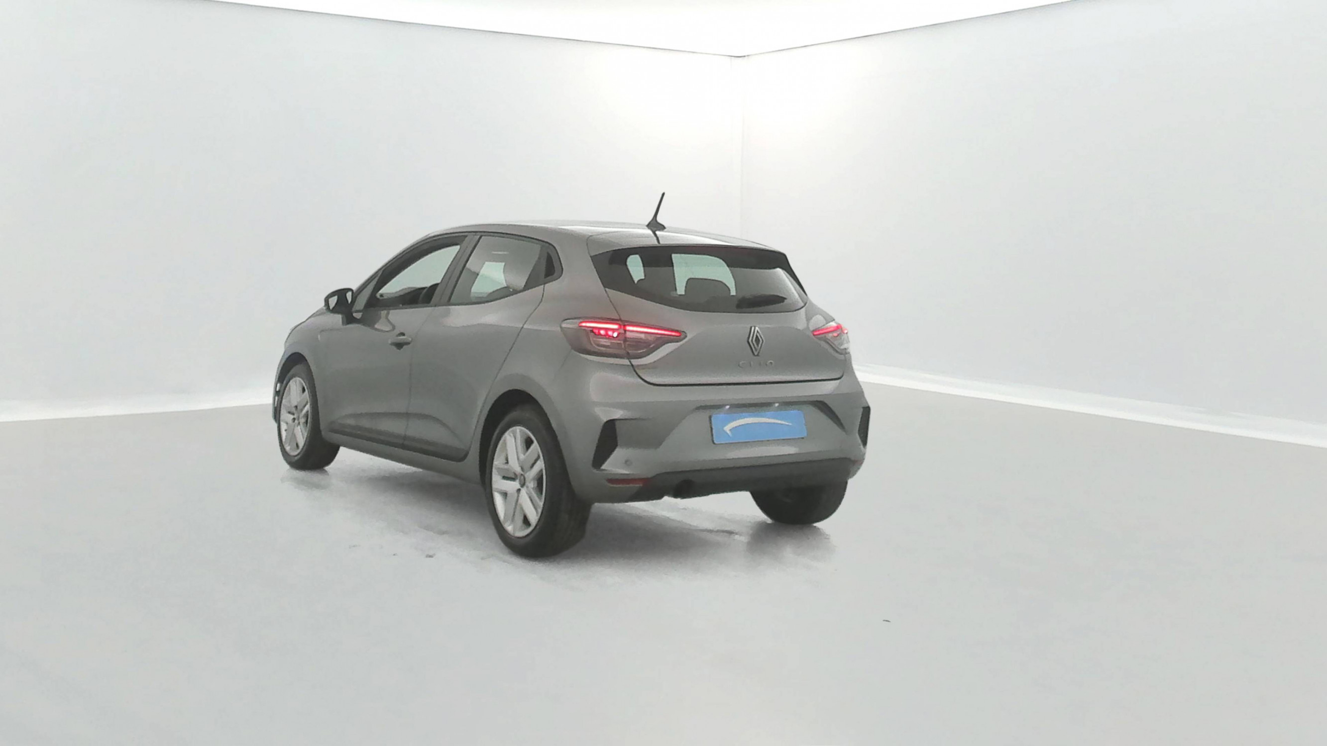 Vente en ligne Renault Clio 5 Clio Blue dCi 100 ch GSR2 au prix de 17 690 €