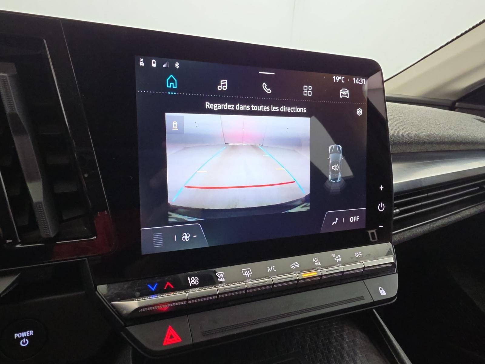 Vente en ligne Renault Megane E-Tech  EV60 220 ch super charge au prix de 23 990 €