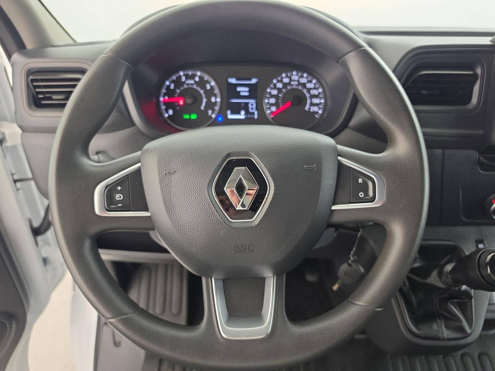 Vente en ligne Renault Master Fourgon MASTER FGN TRAC F3500 L3H3 BLUE DCI 135 au prix de 25 900 €