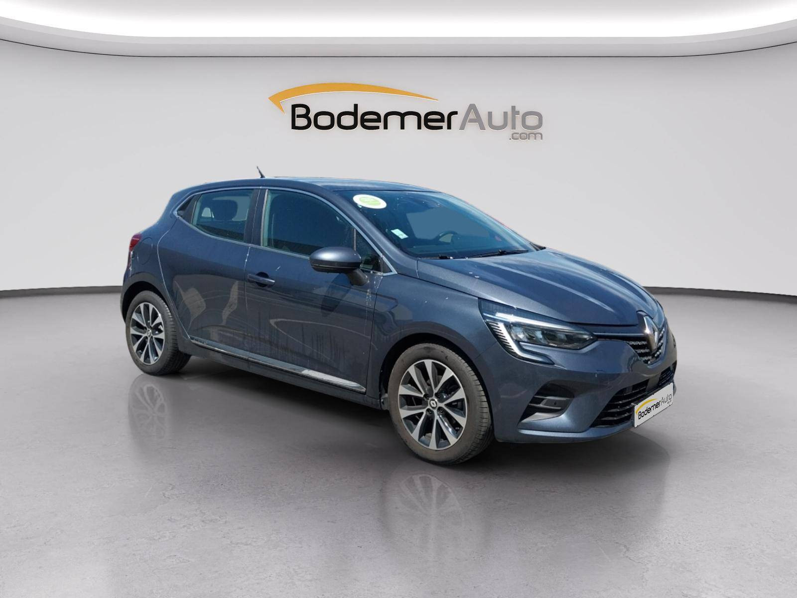 Vente en ligne Renault Clio 5 Clio TCe 90 - 21N au prix de 14 990 €