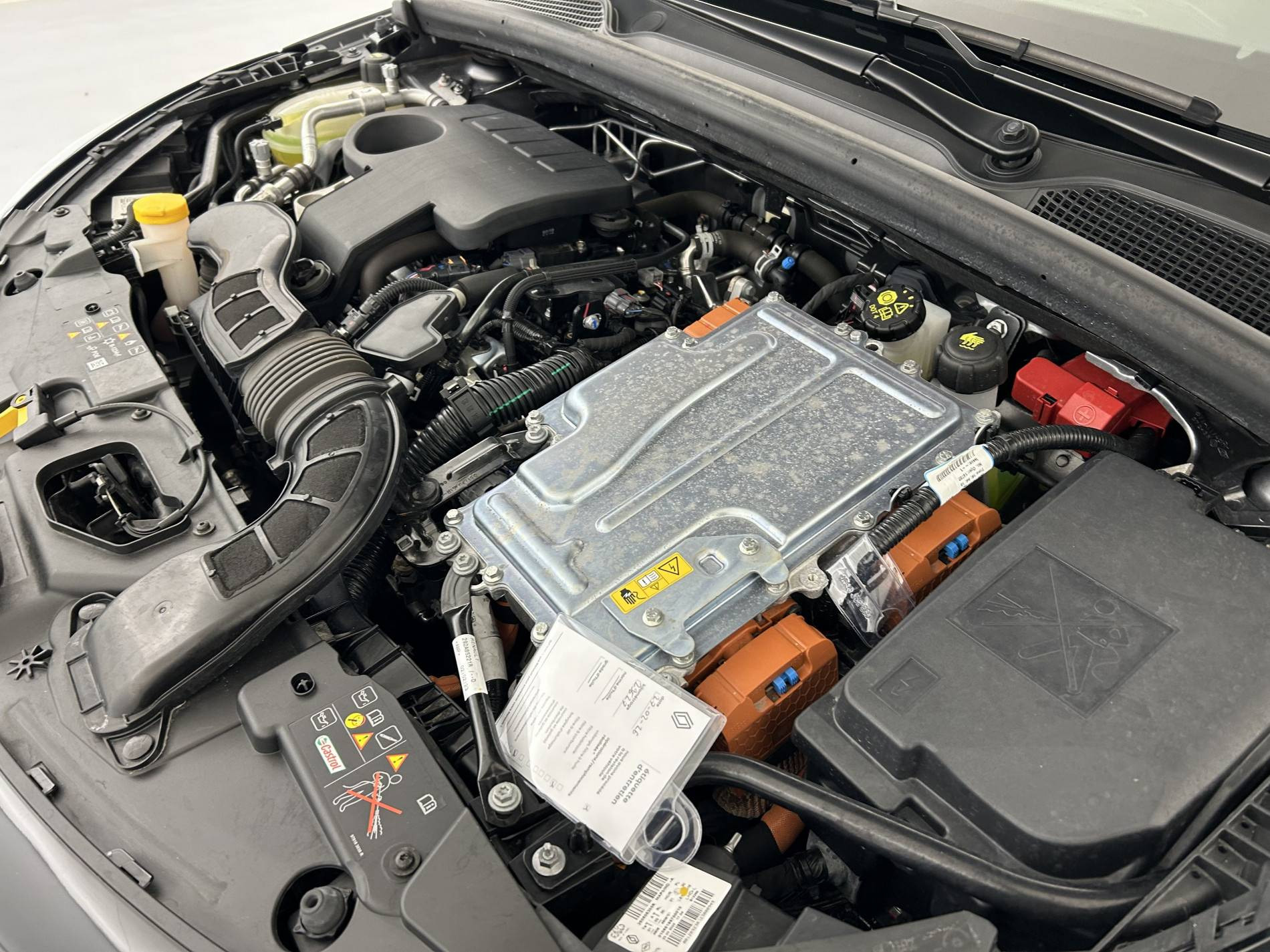 Vente en ligne Renault Clio 5 Clio E-Tech hybride 145 au prix de 19 609 €