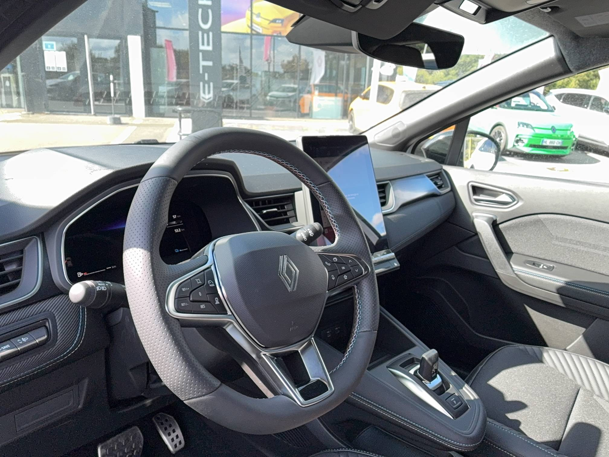 Vente en ligne Renault Captur  E-Tech full hybrid 160 ch au prix de 35 200 €