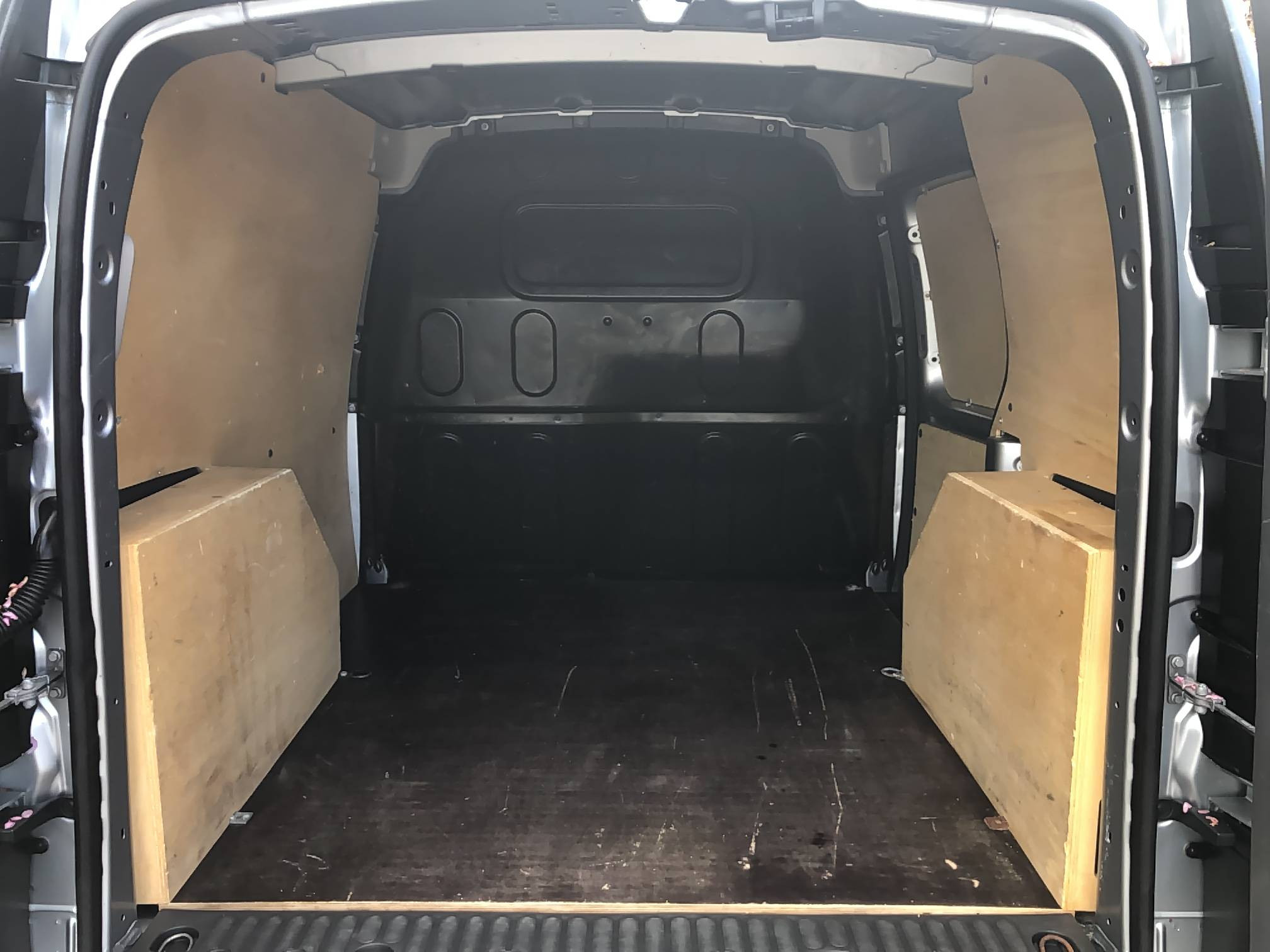 Vente en ligne Renault Kangoo Express  BLUE DCI 95 au prix de 12 990 €