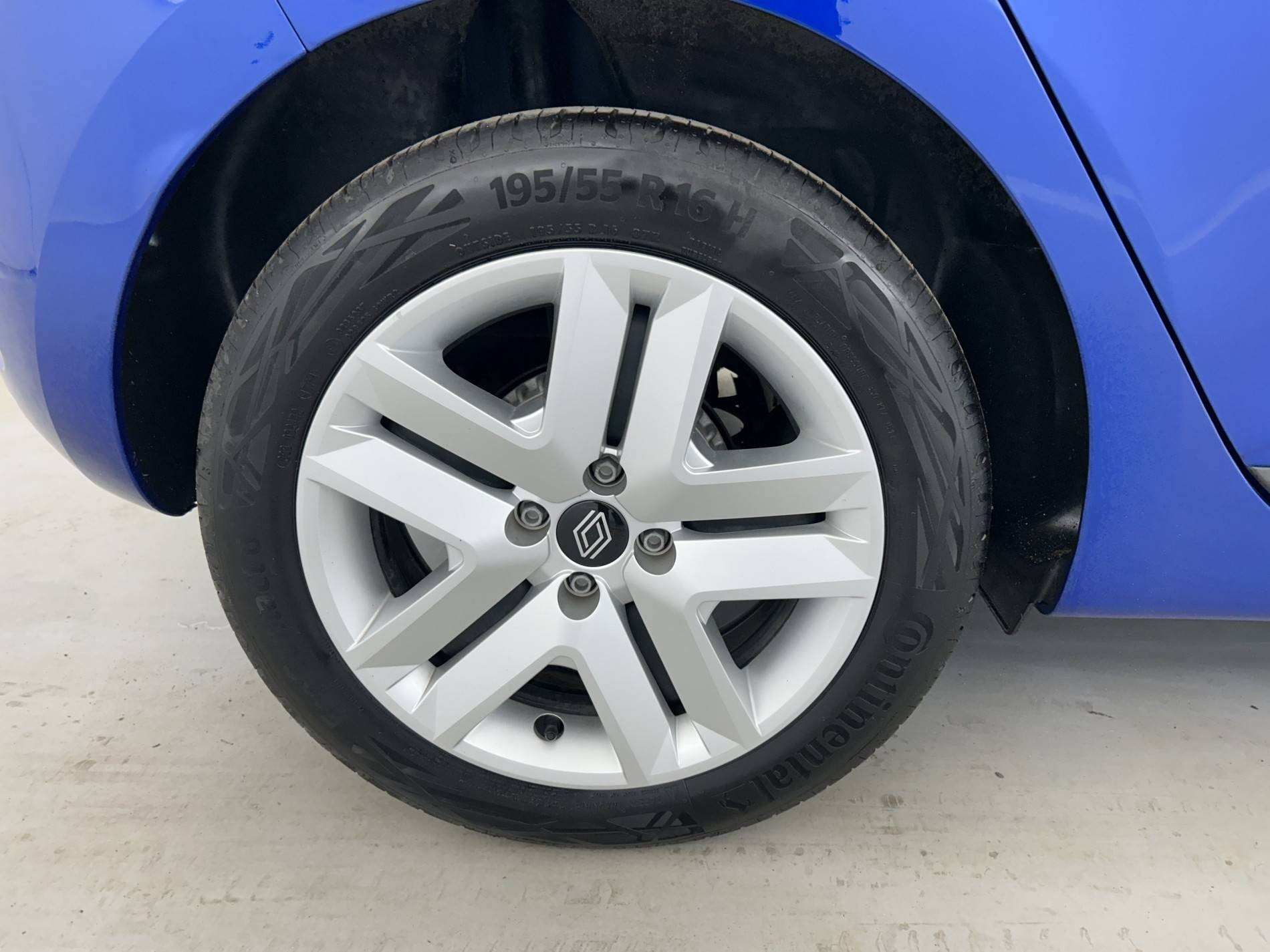 Vente en ligne Renault Clio 5 Clio TCe 90 ch GSR2 au prix de 15 990 €