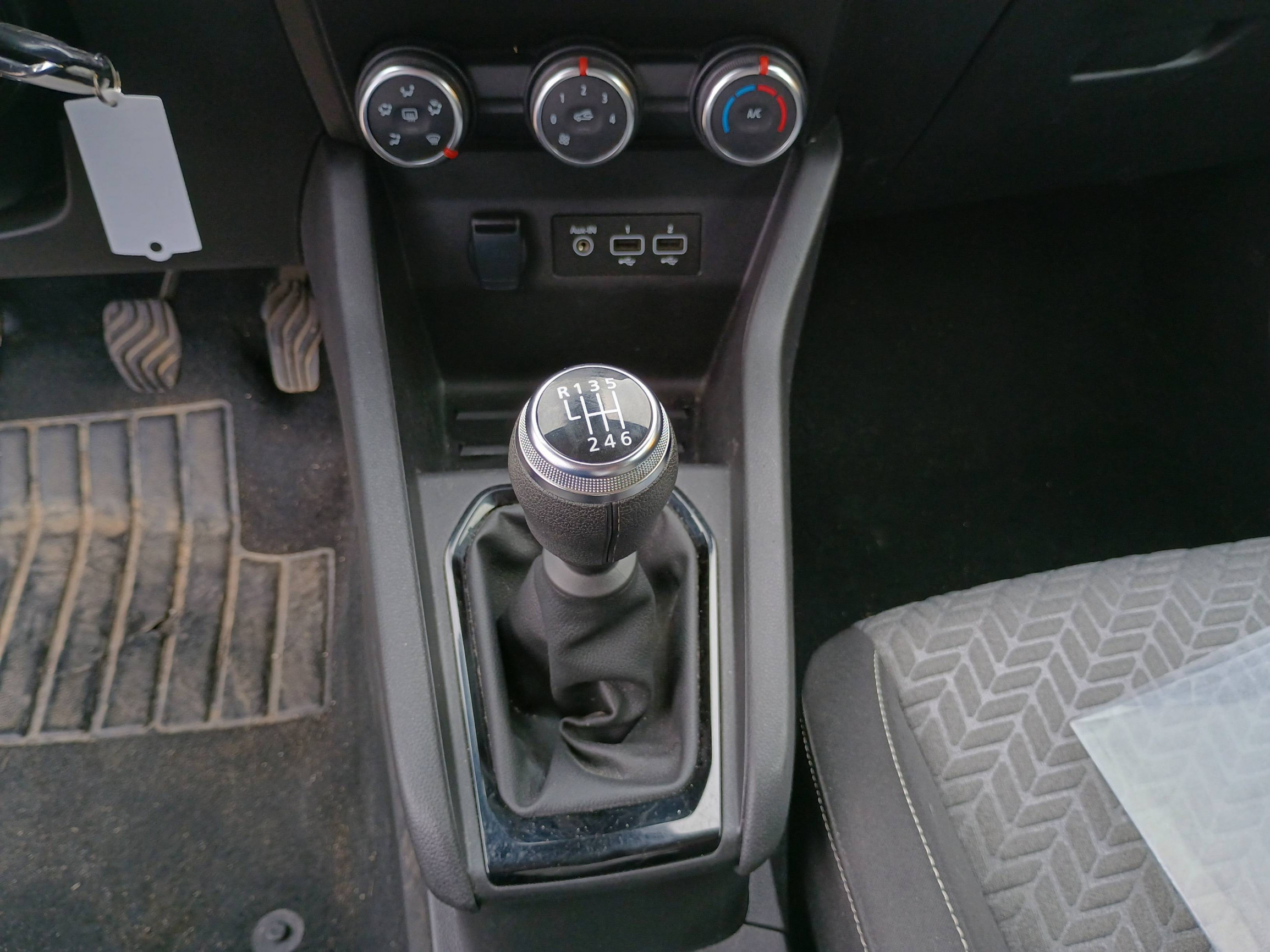 Vente en ligne Renault Clio 5 Clio Blue dCi 100 au prix de 13 991 €