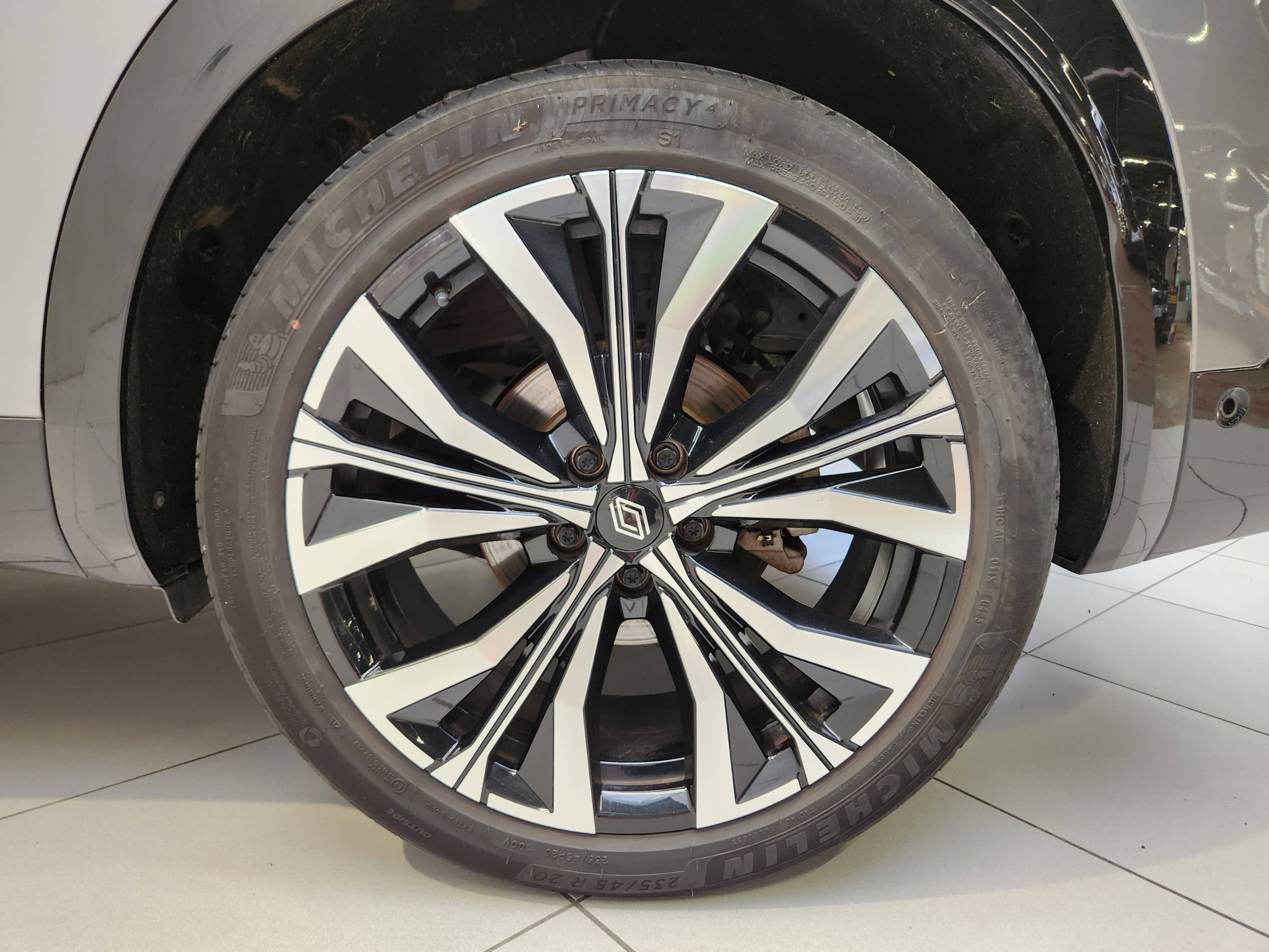 Vente en ligne Renault Austral  E-Tech hybrid 200 au prix de 30 999 €